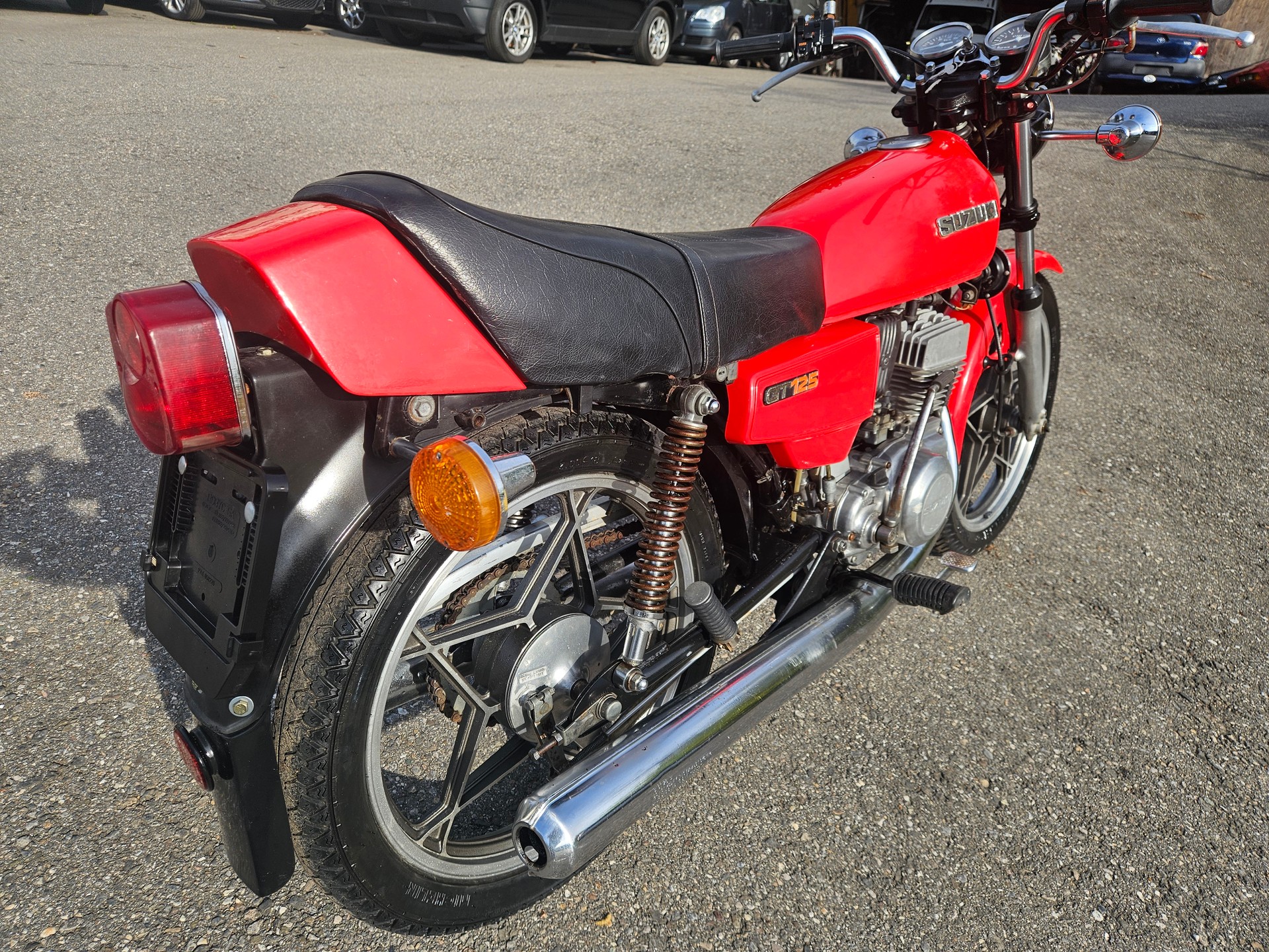 SUZUKI GT 125-image-3