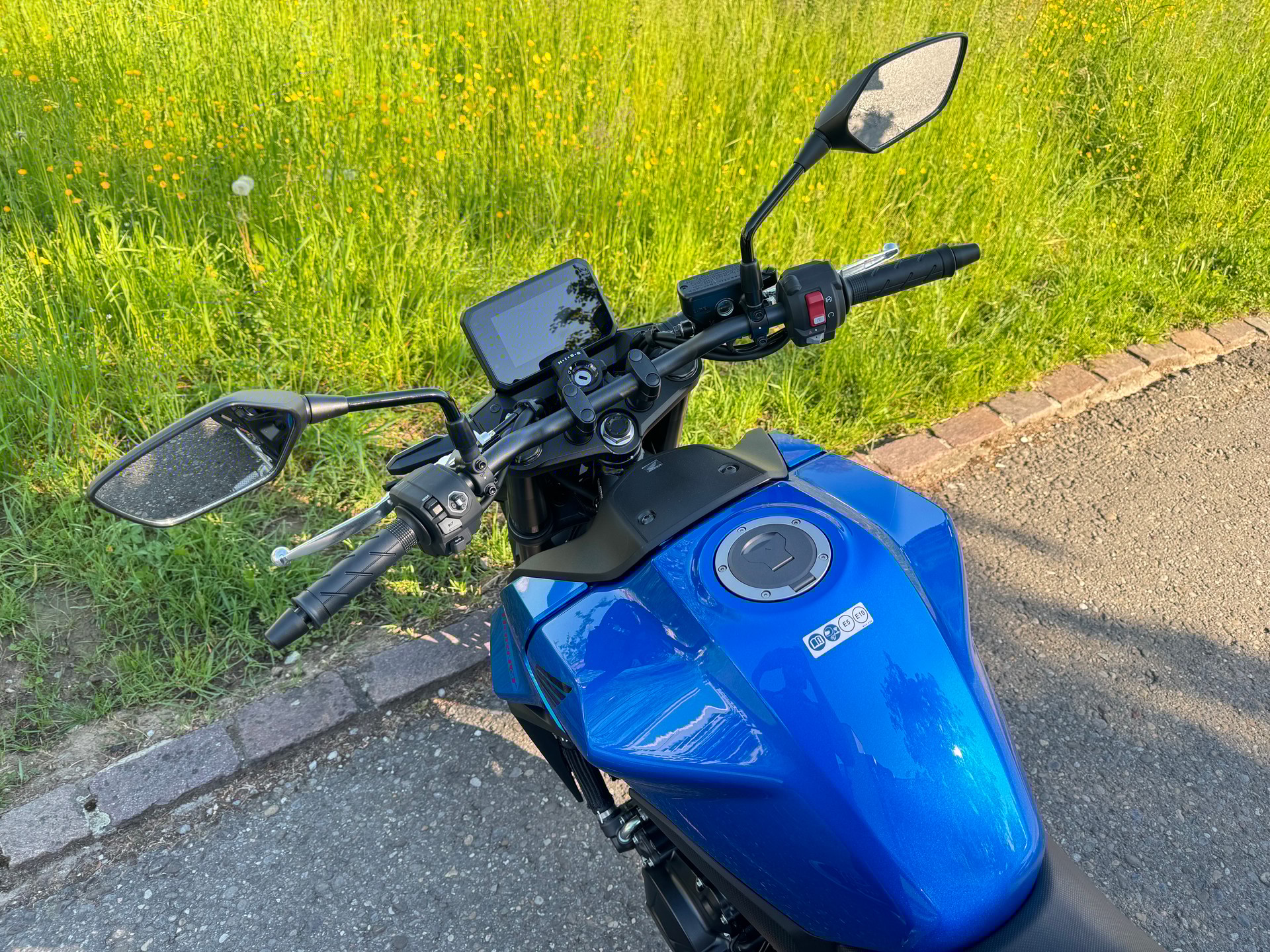 HONDA CB 750 Hornet-image-9