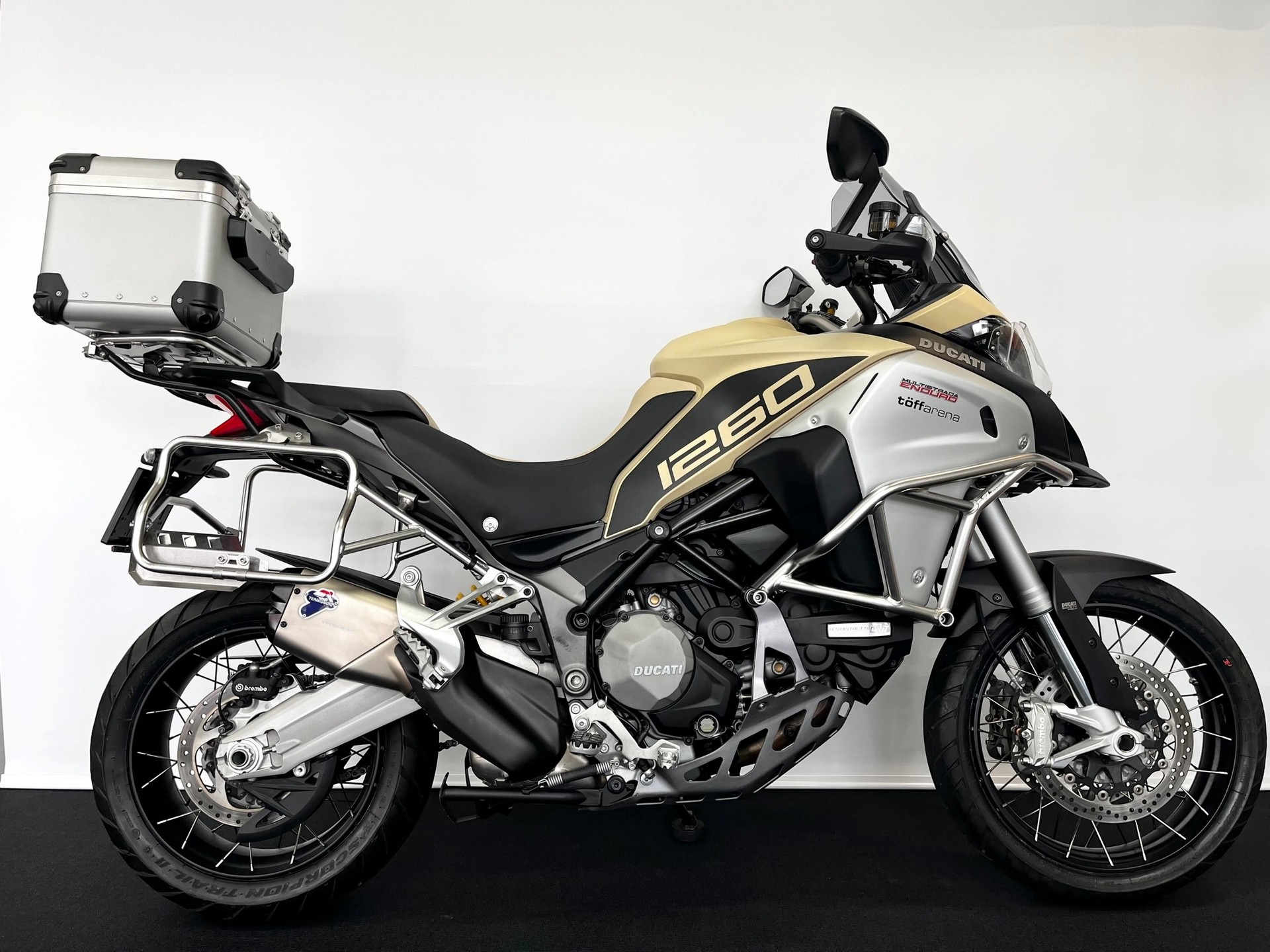 DUCATI Multistrada 1260 Enduro Touring-showroom-element-1