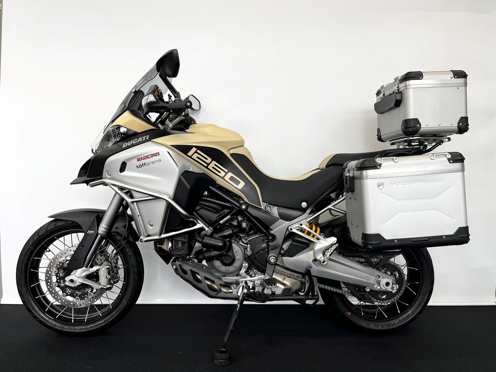 DUCATI Multistrada 1260 Enduro Touring-showroom-element-3