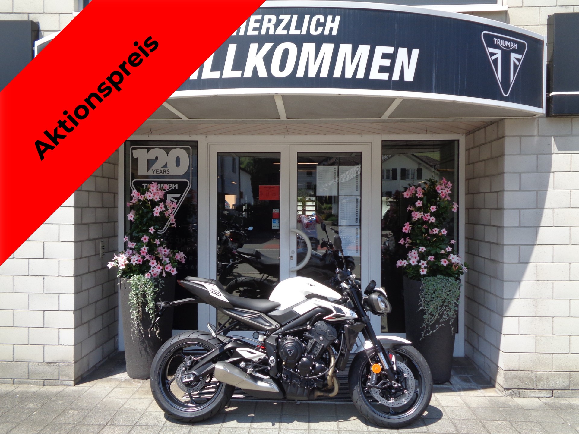 TRIUMPH Street Triple 765 R