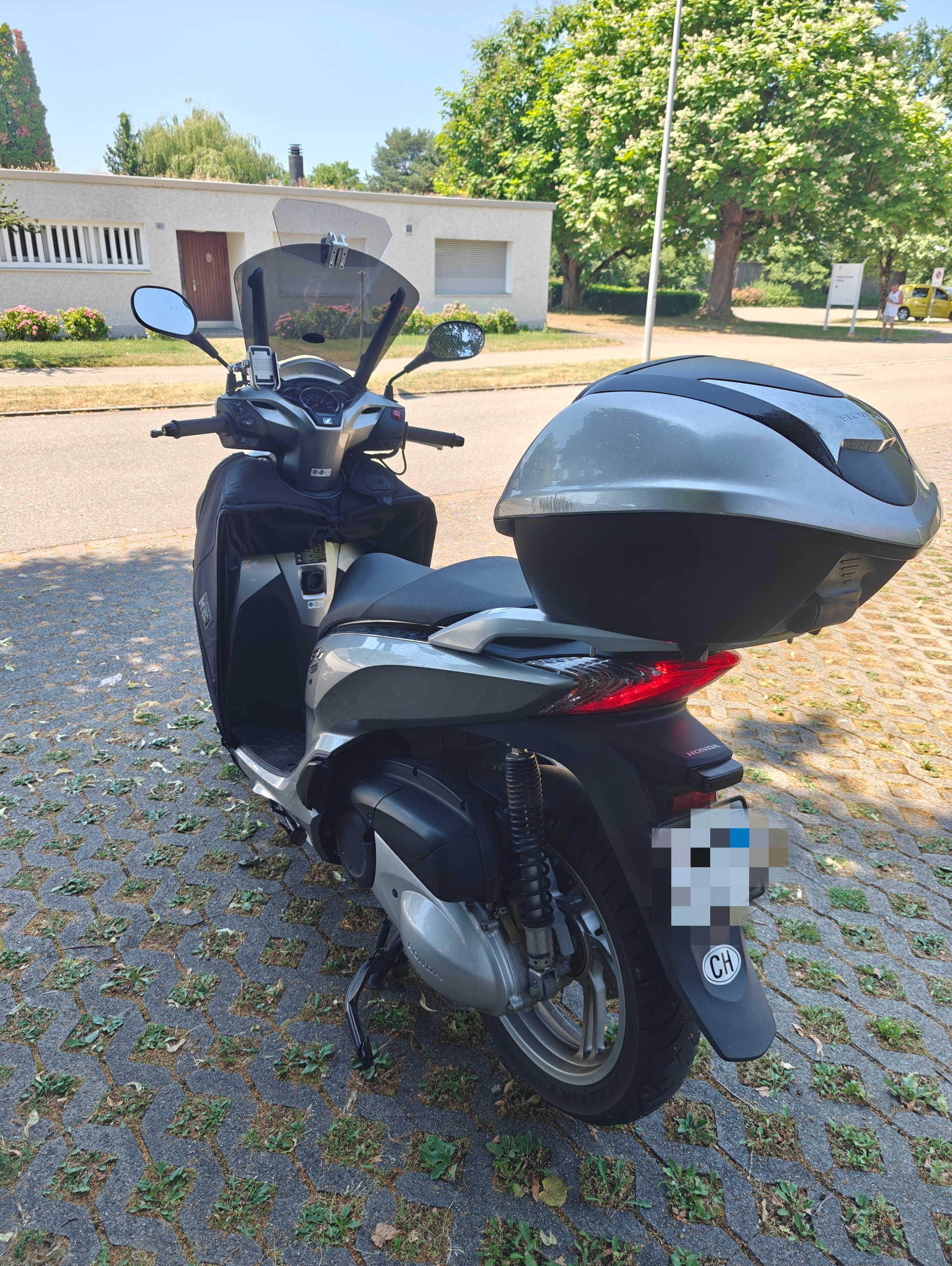 HONDA SH 300 i ABS-image-3