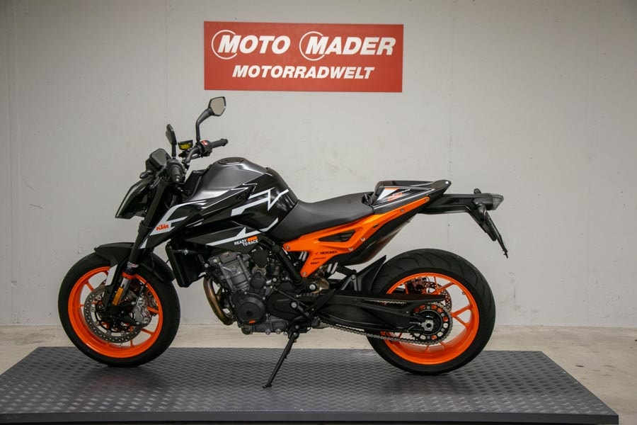 KTM 890 Duke GP-showroom-element-2