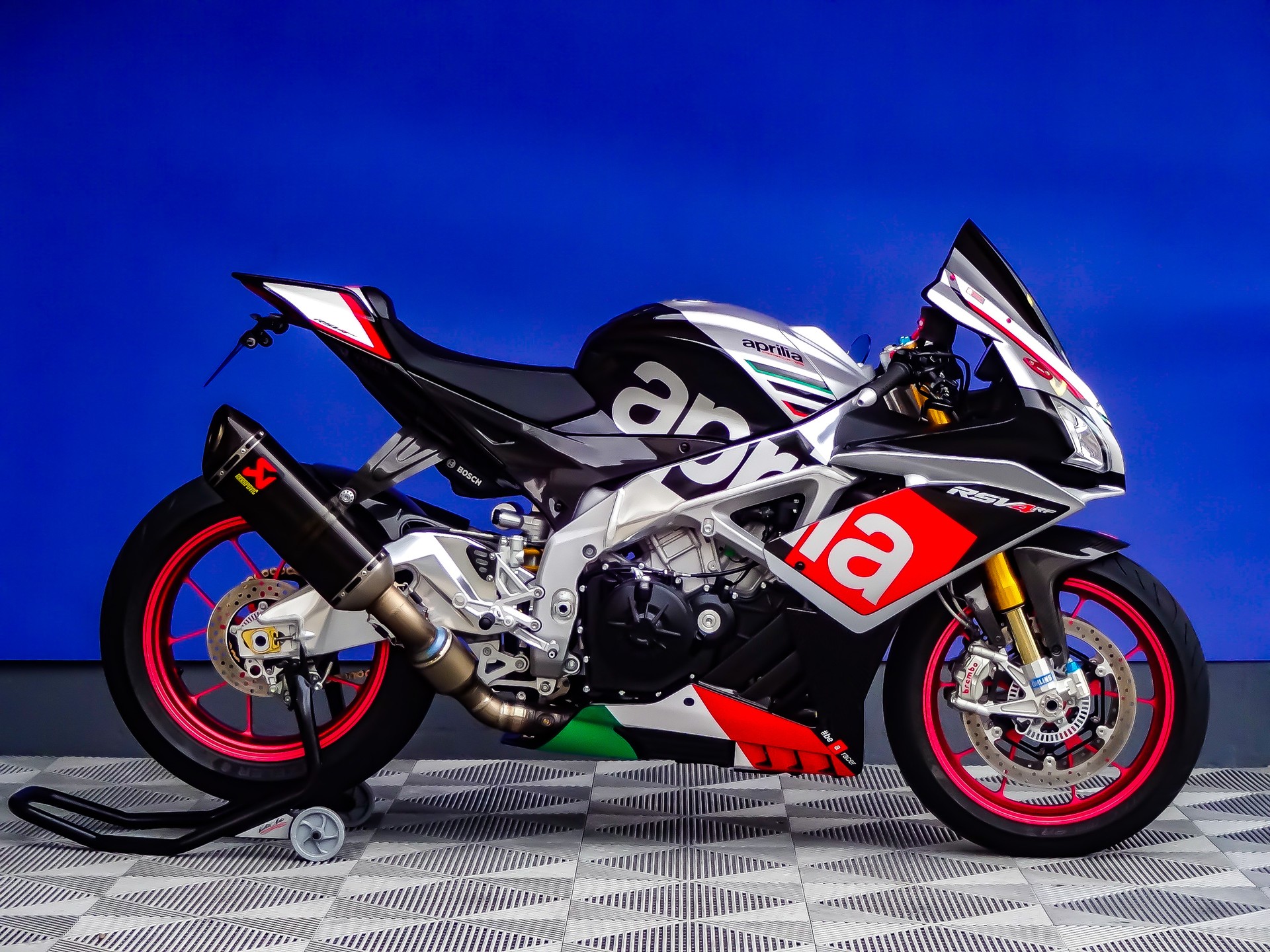 APRILIA RSV4 RF