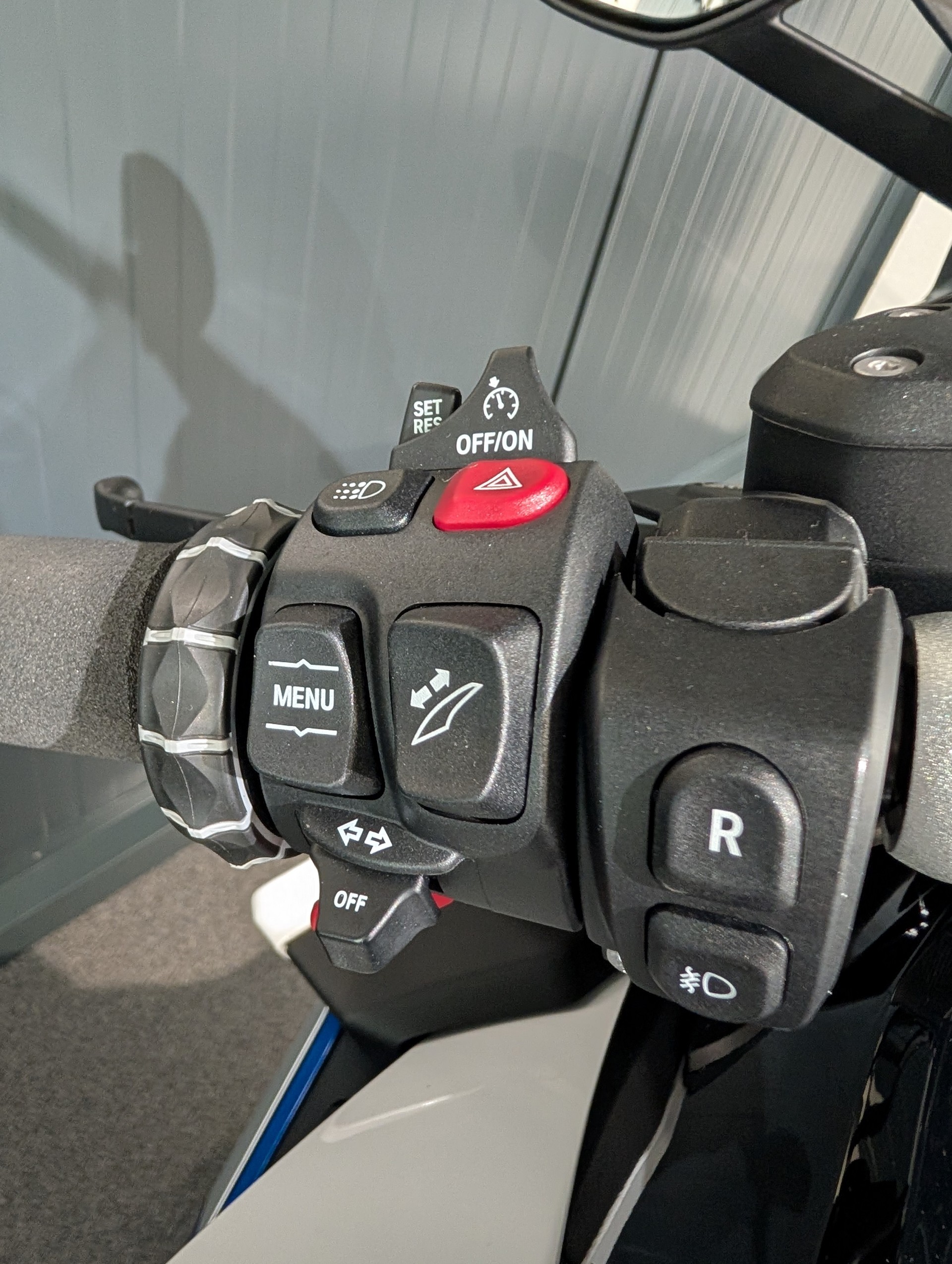 BMW K 1600 GT-showroom-element-3