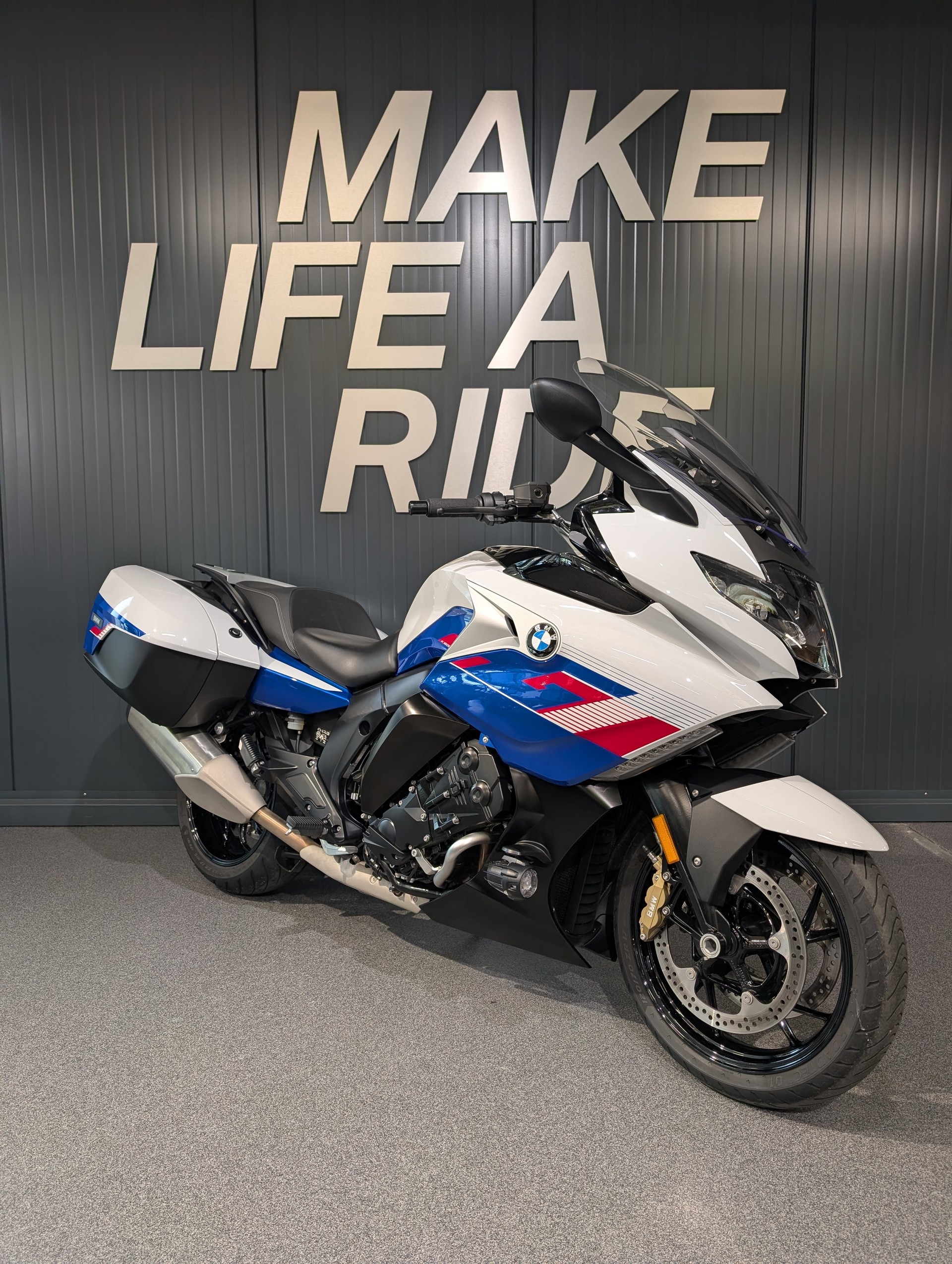 BMW K 1600 GT-showroom-element-1