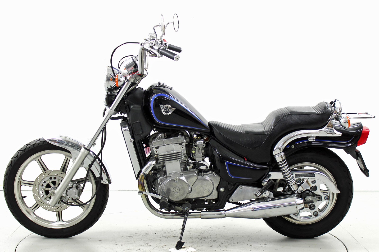 KAWASAKI EN-showroom-element-2