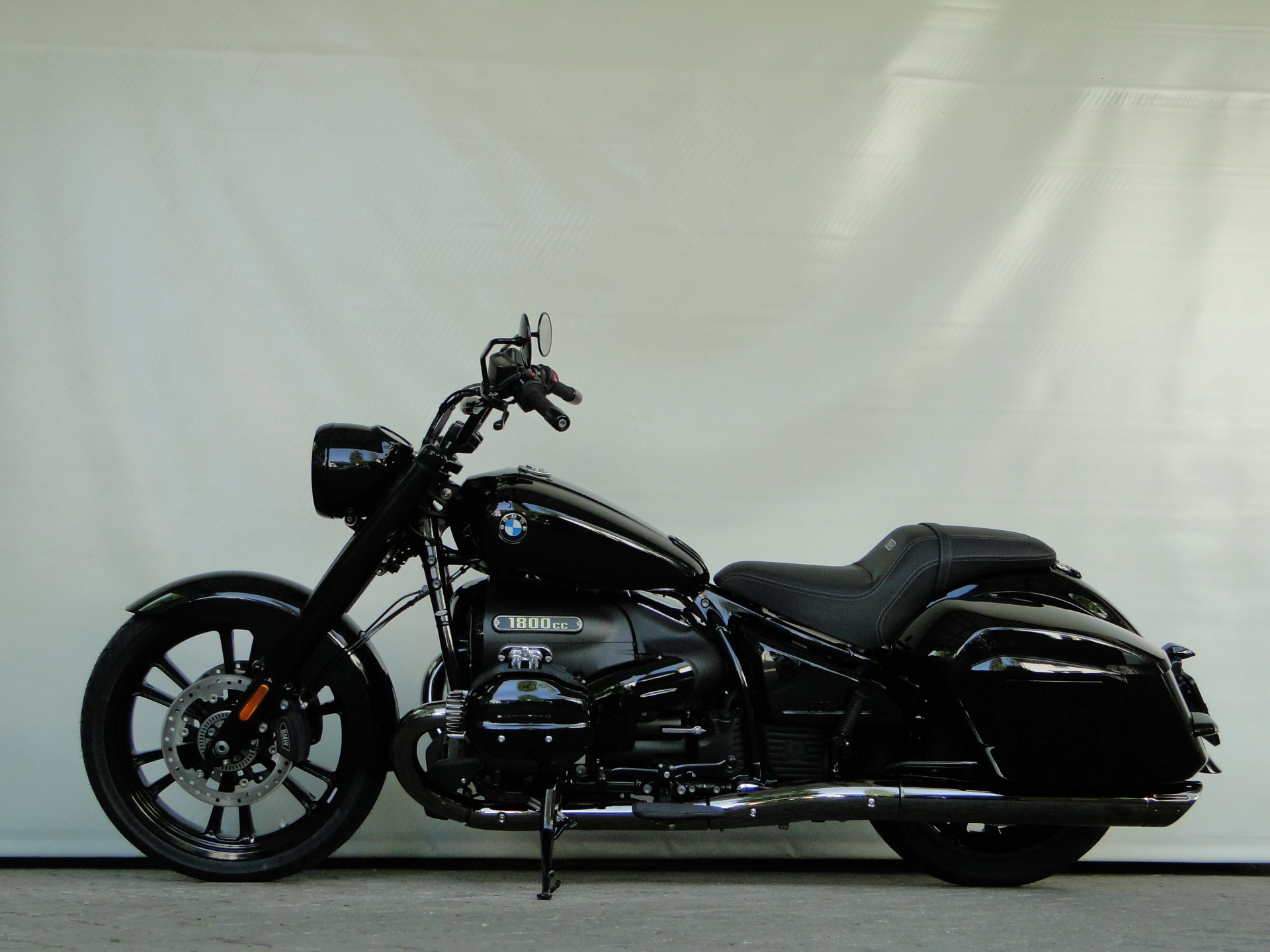 BMW R 18 Roctane ALL BLACK