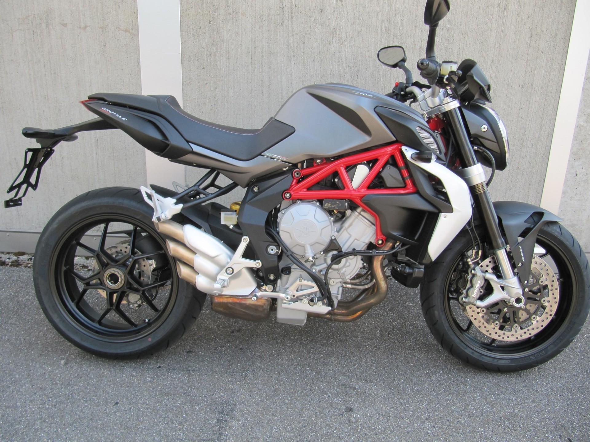 MV AGUSTA B3 Brutale 800 ABS-image-0