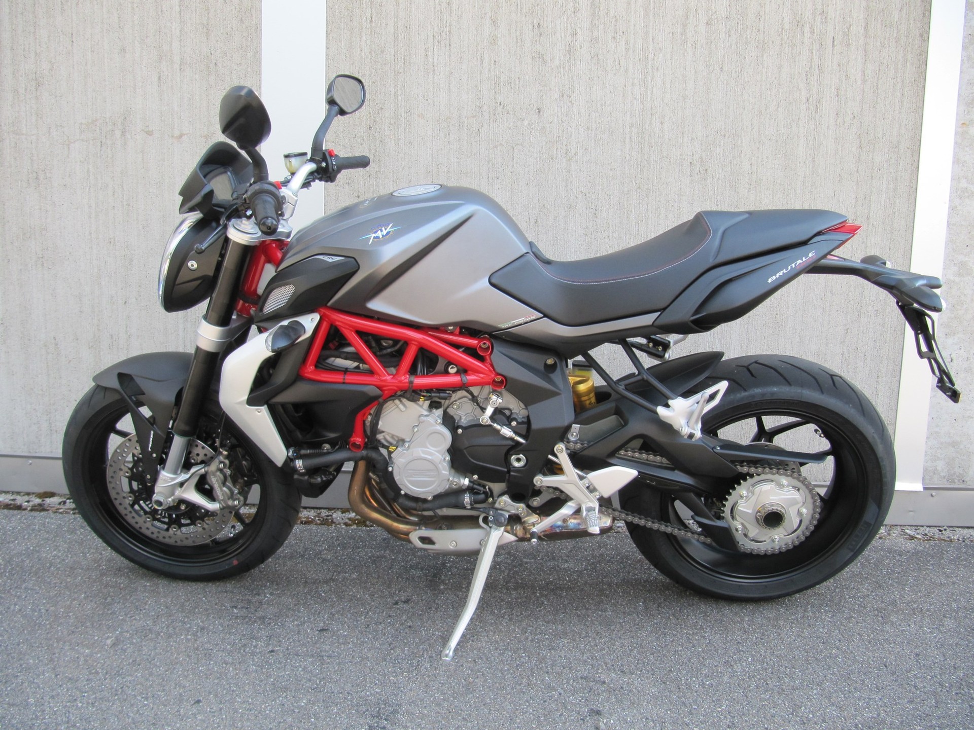 MV AGUSTA B3 Brutale 800 ABS-image-8