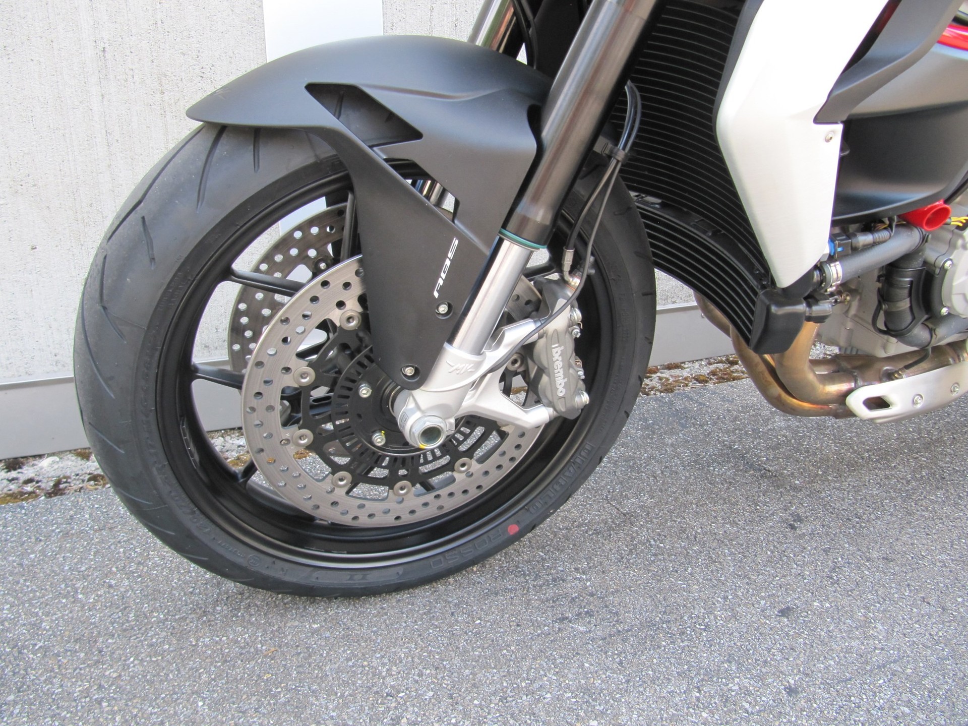 MV AGUSTA B3 Brutale 800 ABS-image-9