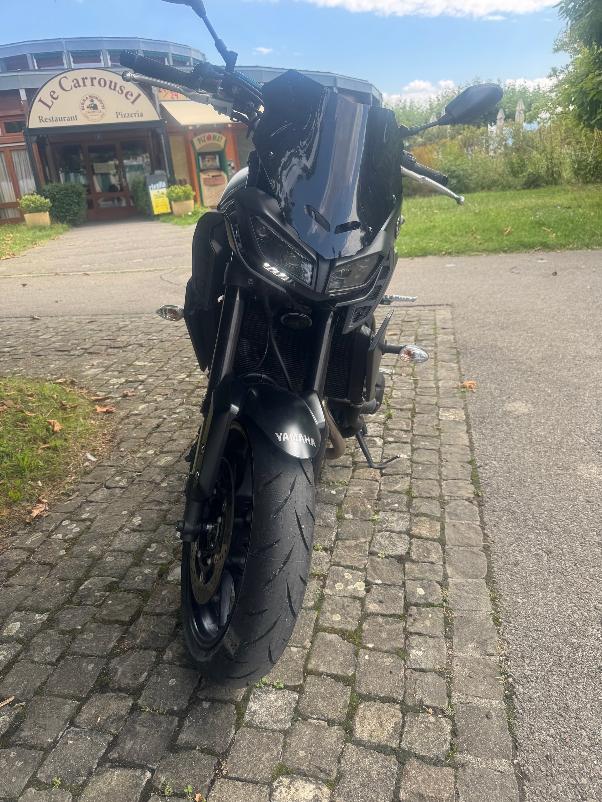 YAMAHA MT-09 ABS-image-1