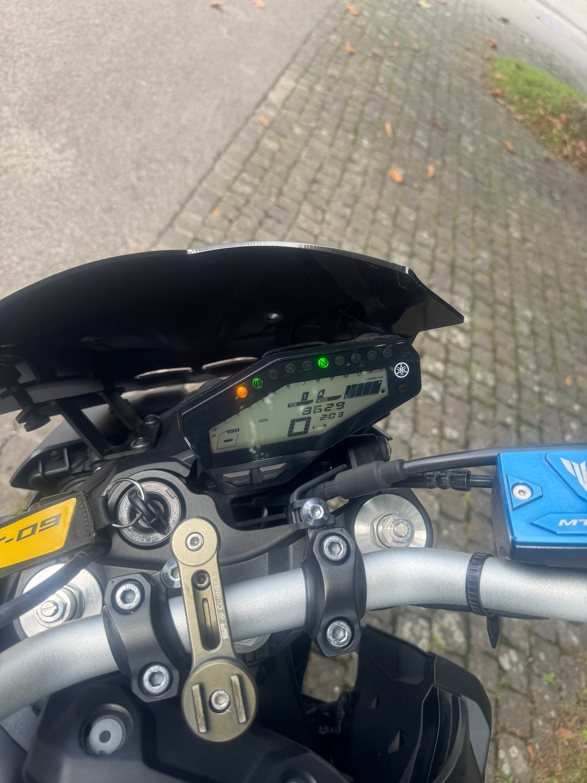 YAMAHA MT-09 ABS-image-6