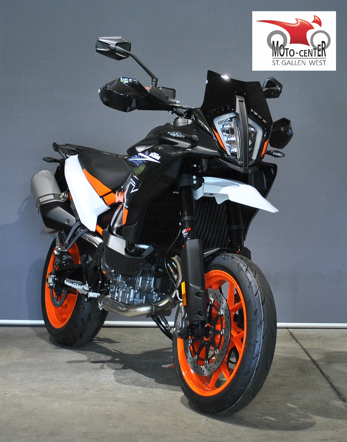 KTM 890 SMT