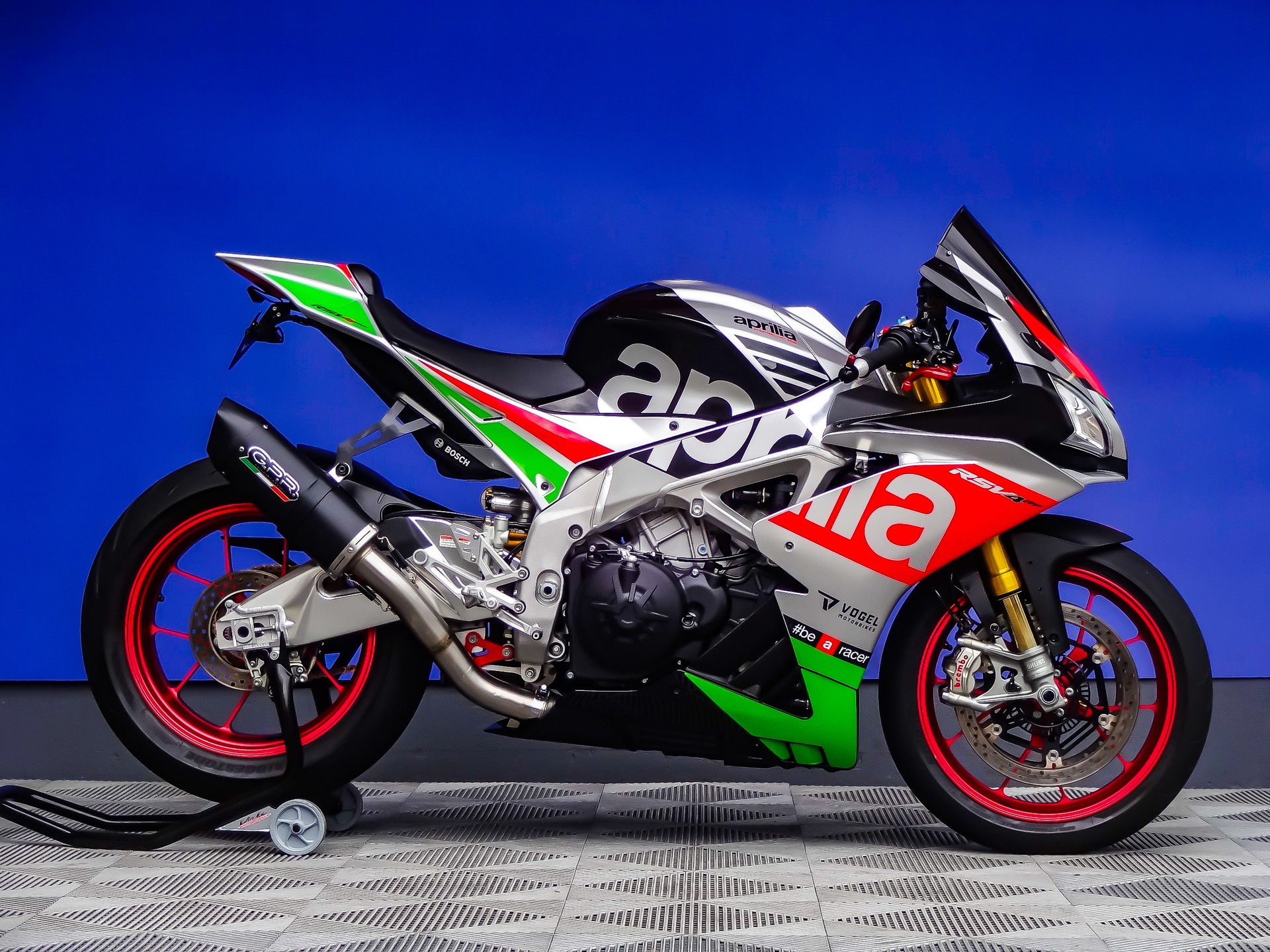 APRILIA RSV4 RF