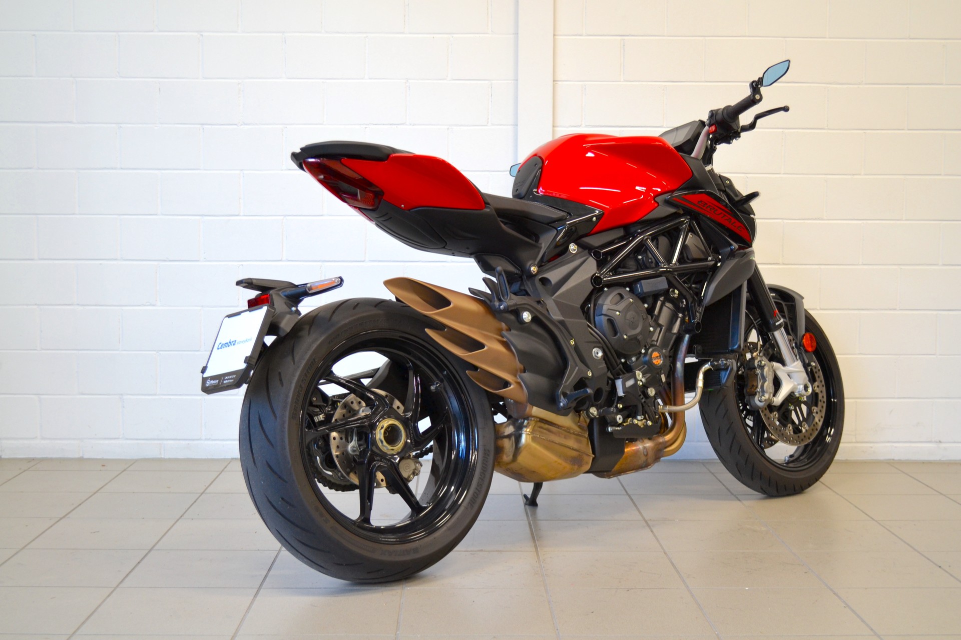MV AGUSTA B3 Brutale 800 Rosso-showroom-element-3
