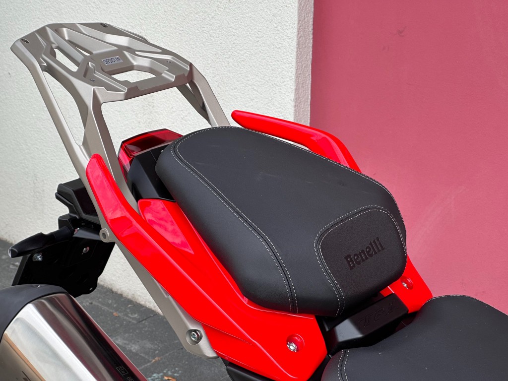 BENELLI TRK 702 X-showroom-element-2