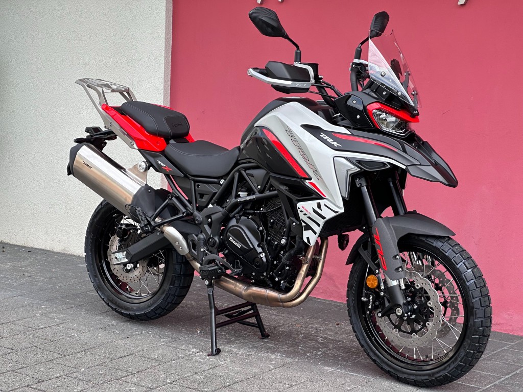 BENELLI TRK 702 X-showroom-element-3