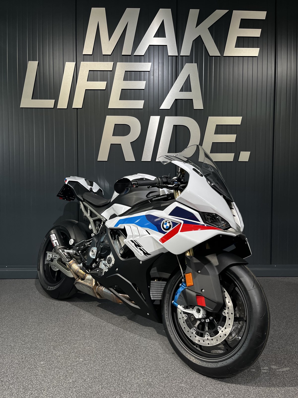 BMW S 1000 RR M Spätig-Umbau - Inklusive Service-Paket 3 Jahre / 30'000km!-image-1
