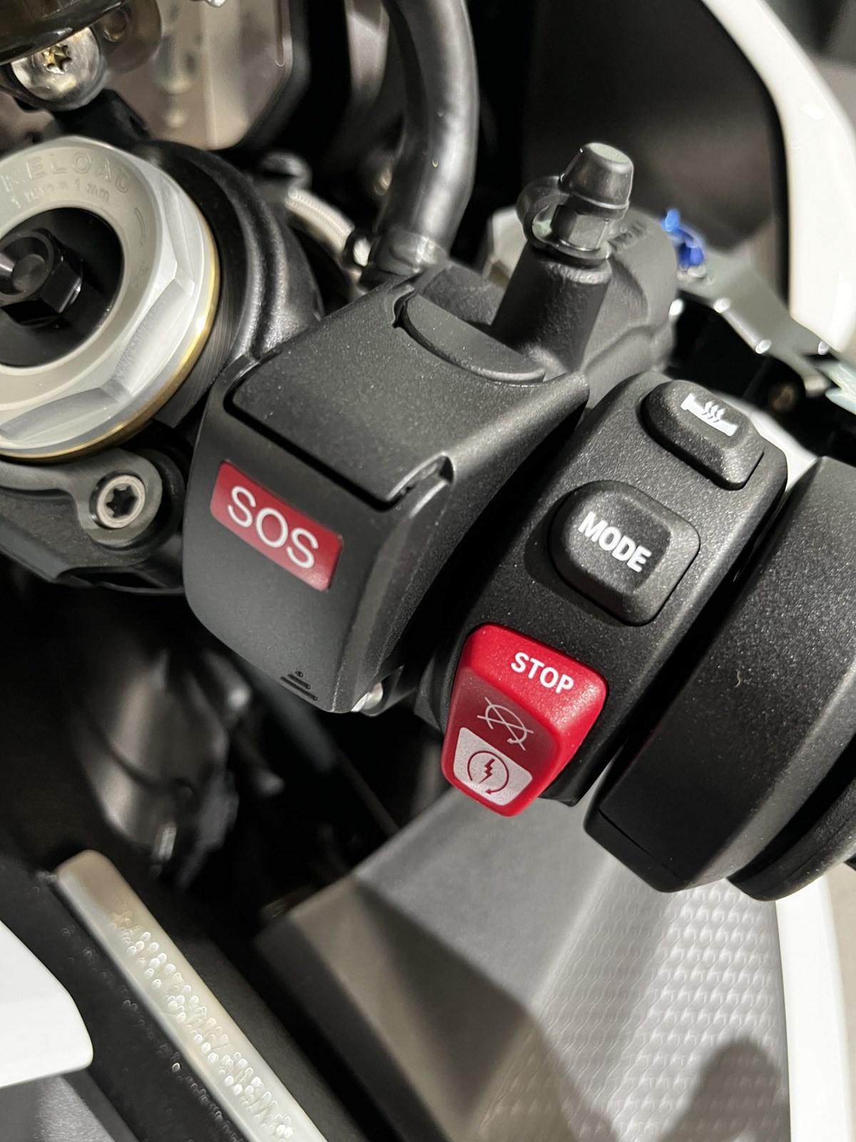 BMW S 1000 RR M Spätig-Umbau - Inklusive Service-Paket 3 Jahre / 30'000km!-image-4