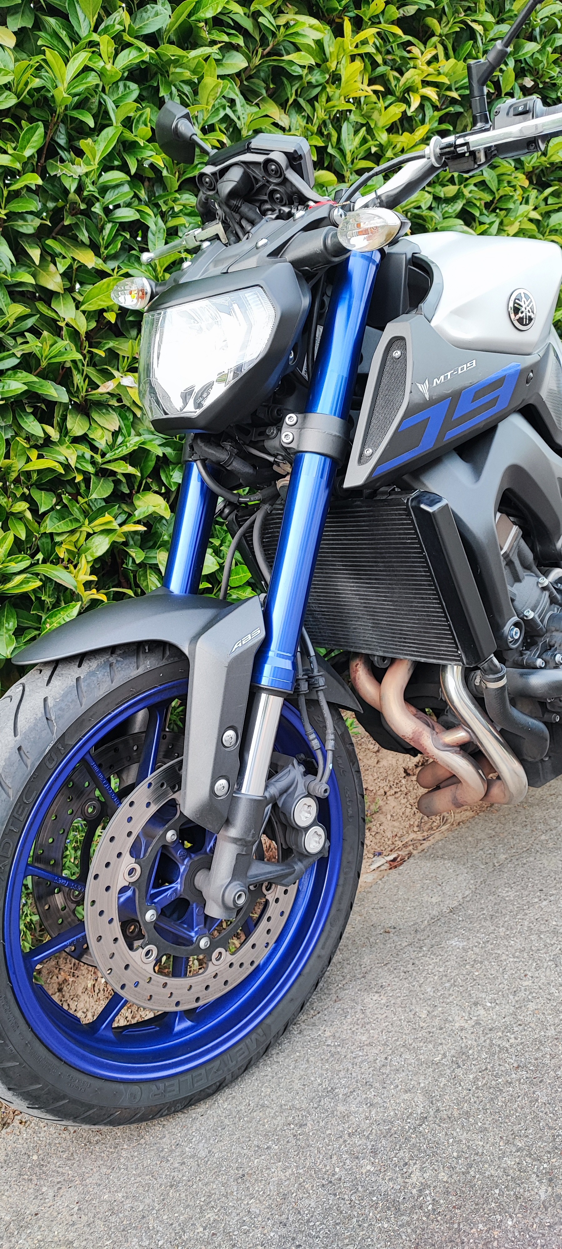 YAMAHA MT-09-image-3