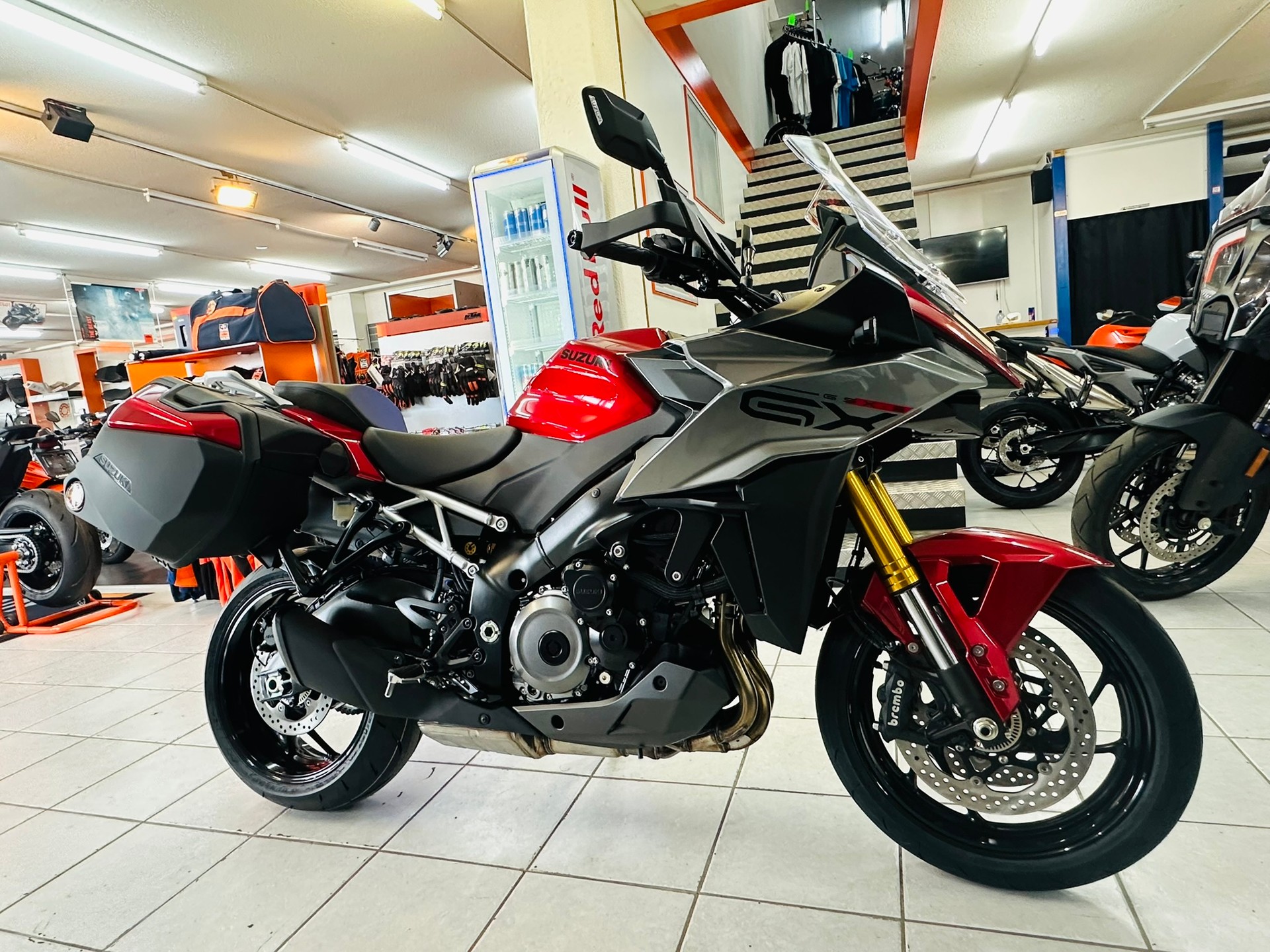 SUZUKI GSX-S 1000 GX Travel