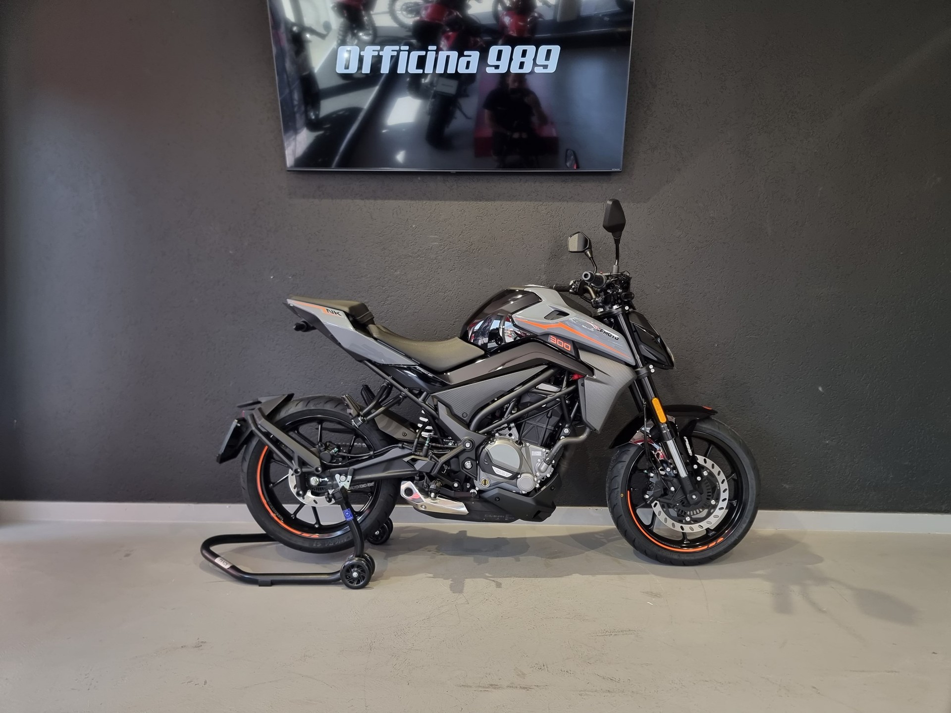CF MOTO 300NK-image-6