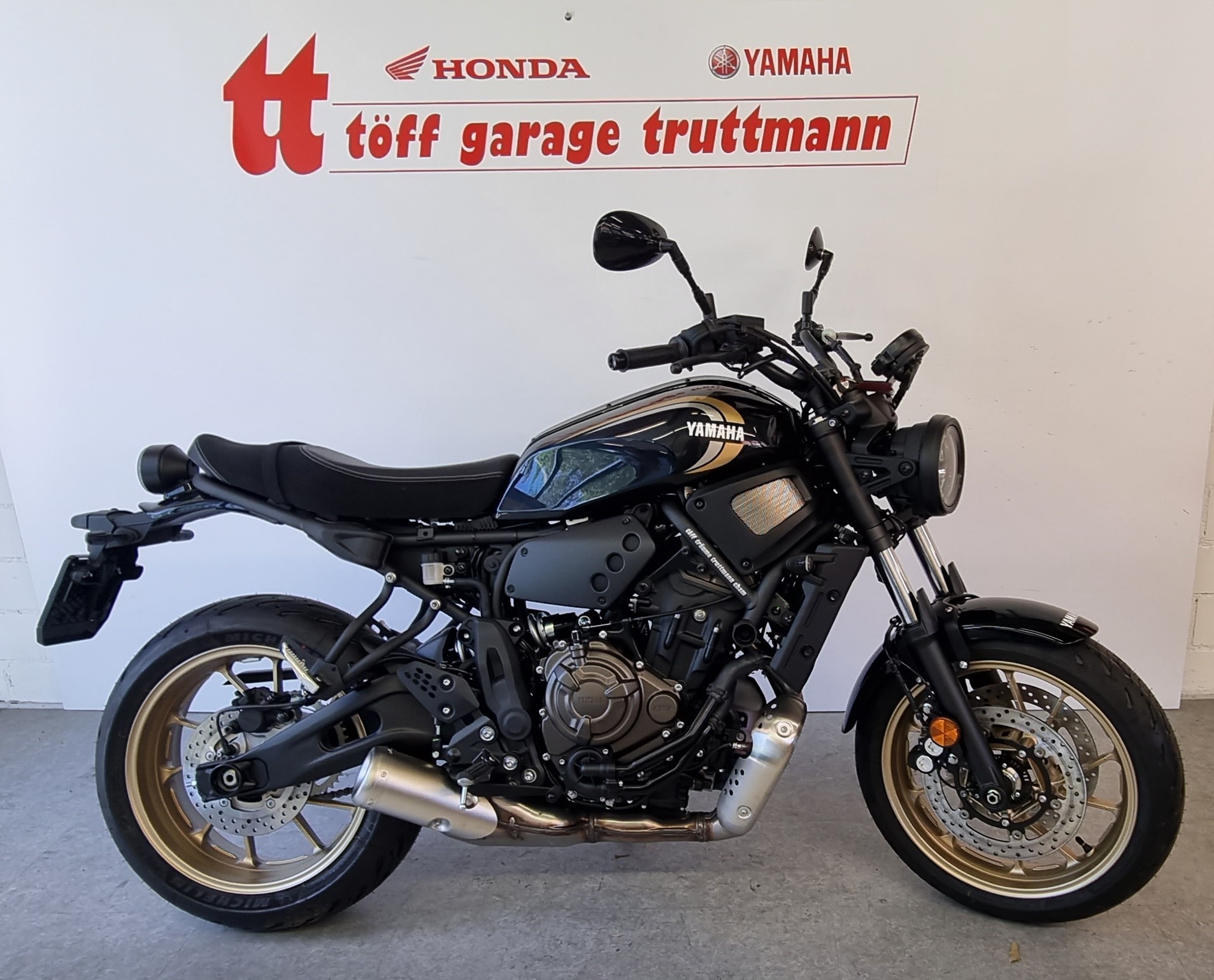 YAMAHA XSR 700 (35kw)