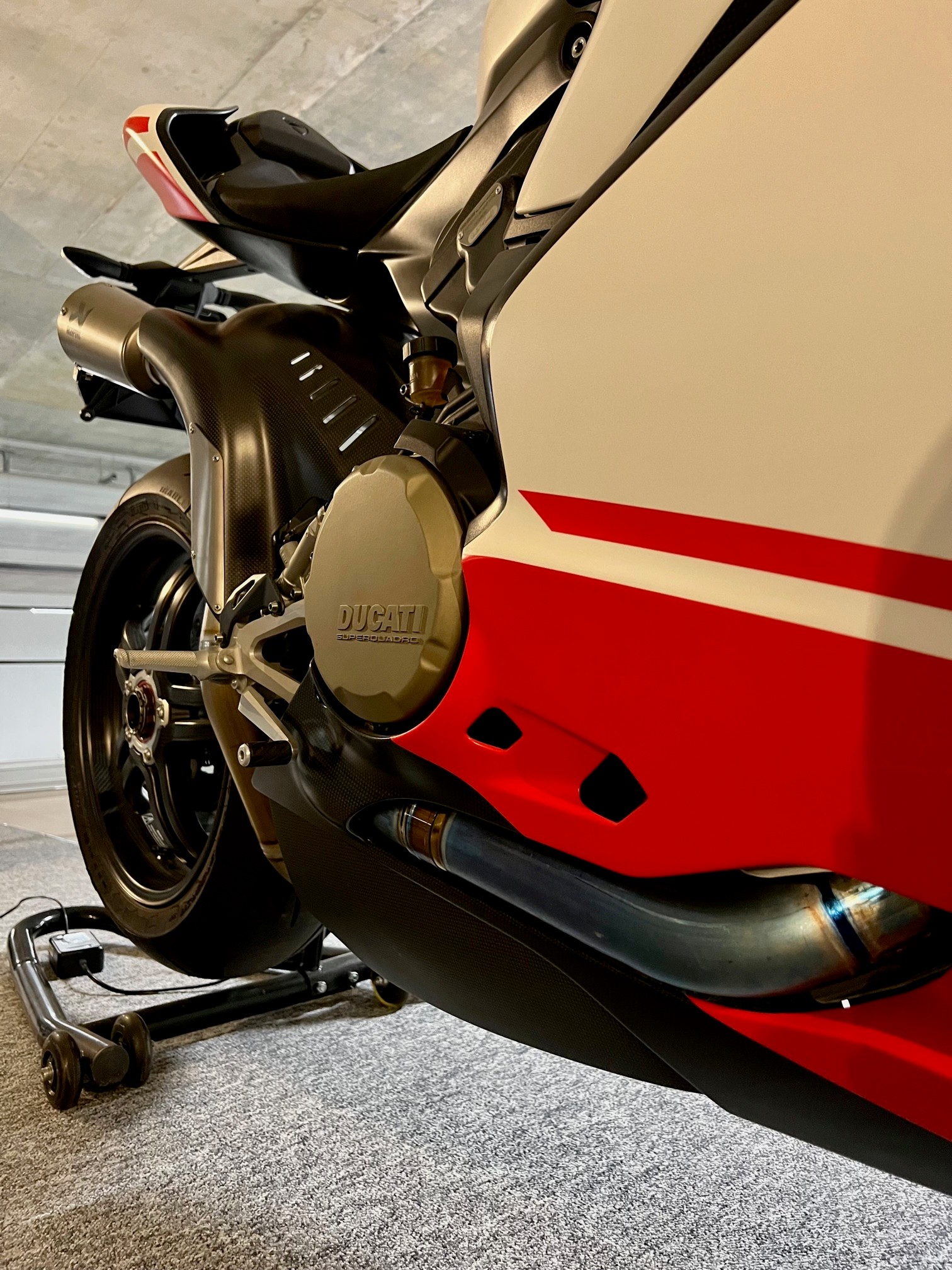 DUCATI Panigale 1299 Superleggera-image-11