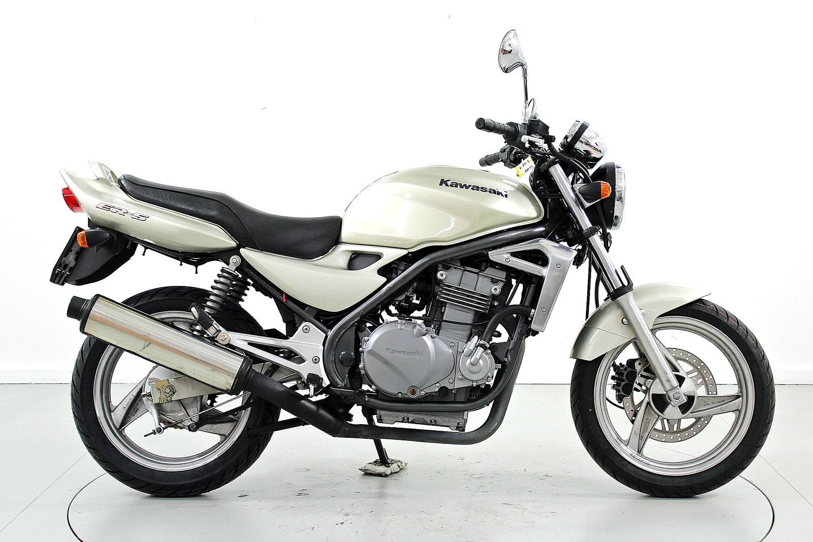 KAWASAKI ER-5-showroom-element-3