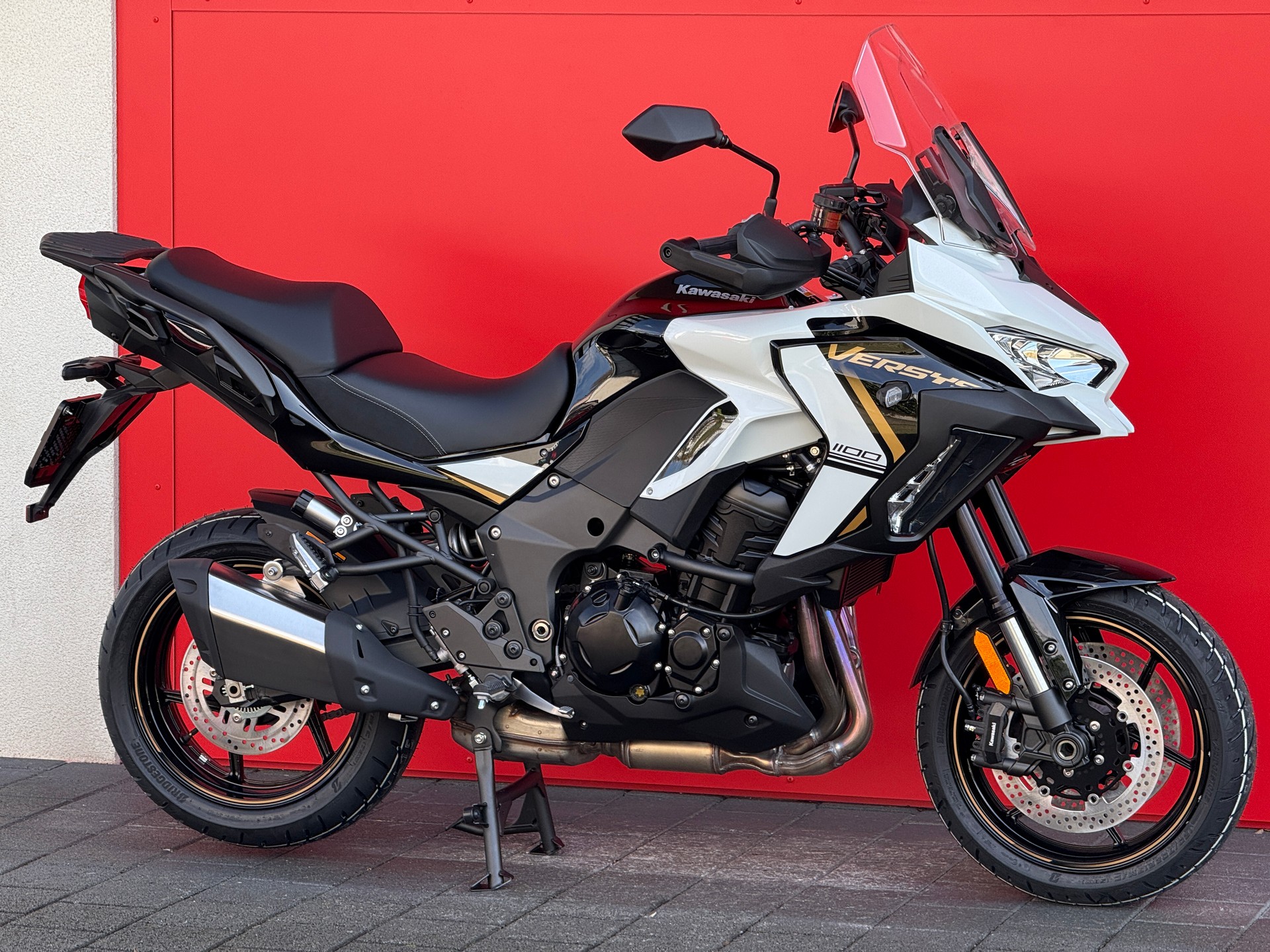 KAWASAKI Versys 1100 S-showroom-element-2