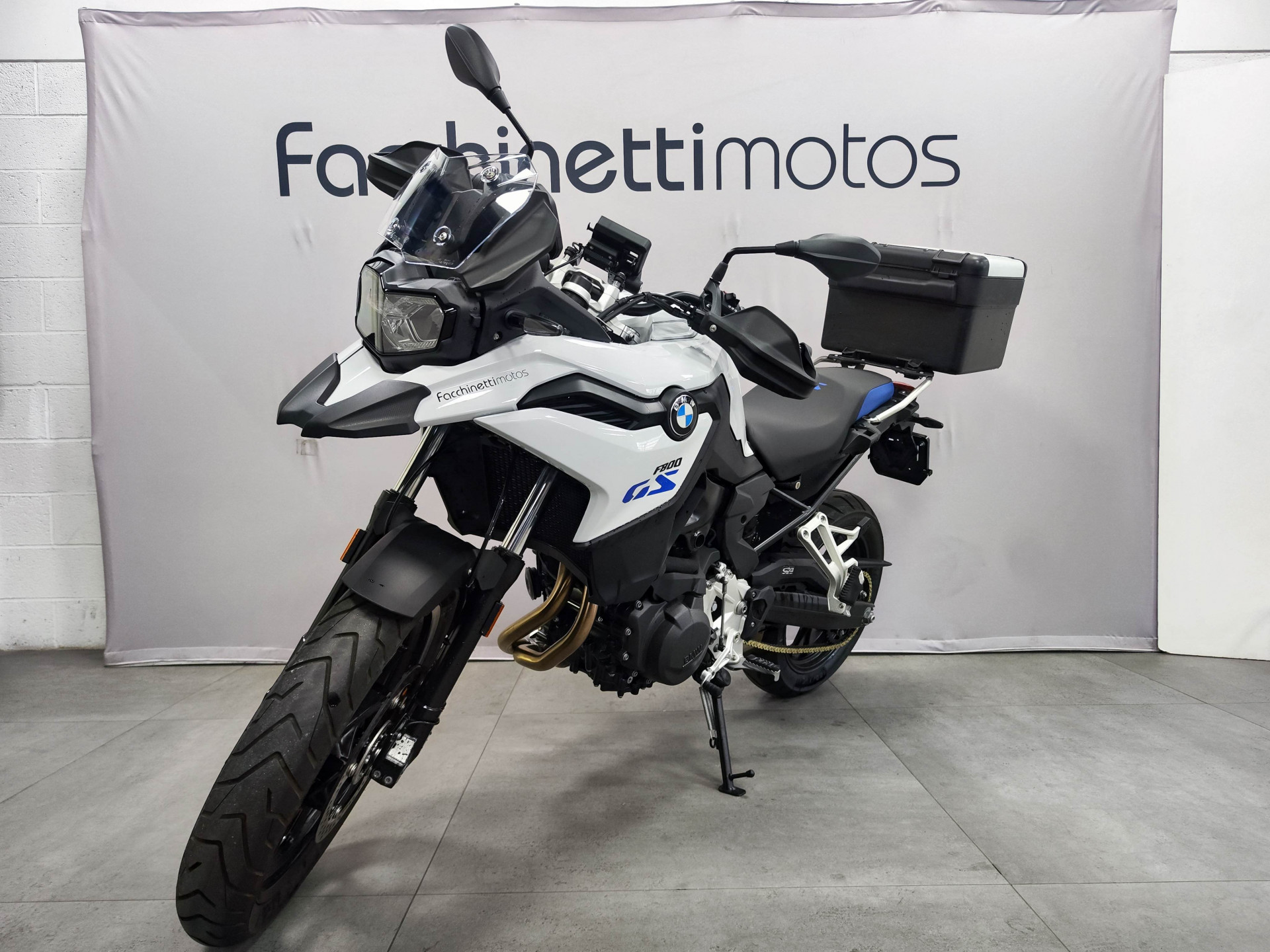 BMW F 800 GS-image-2