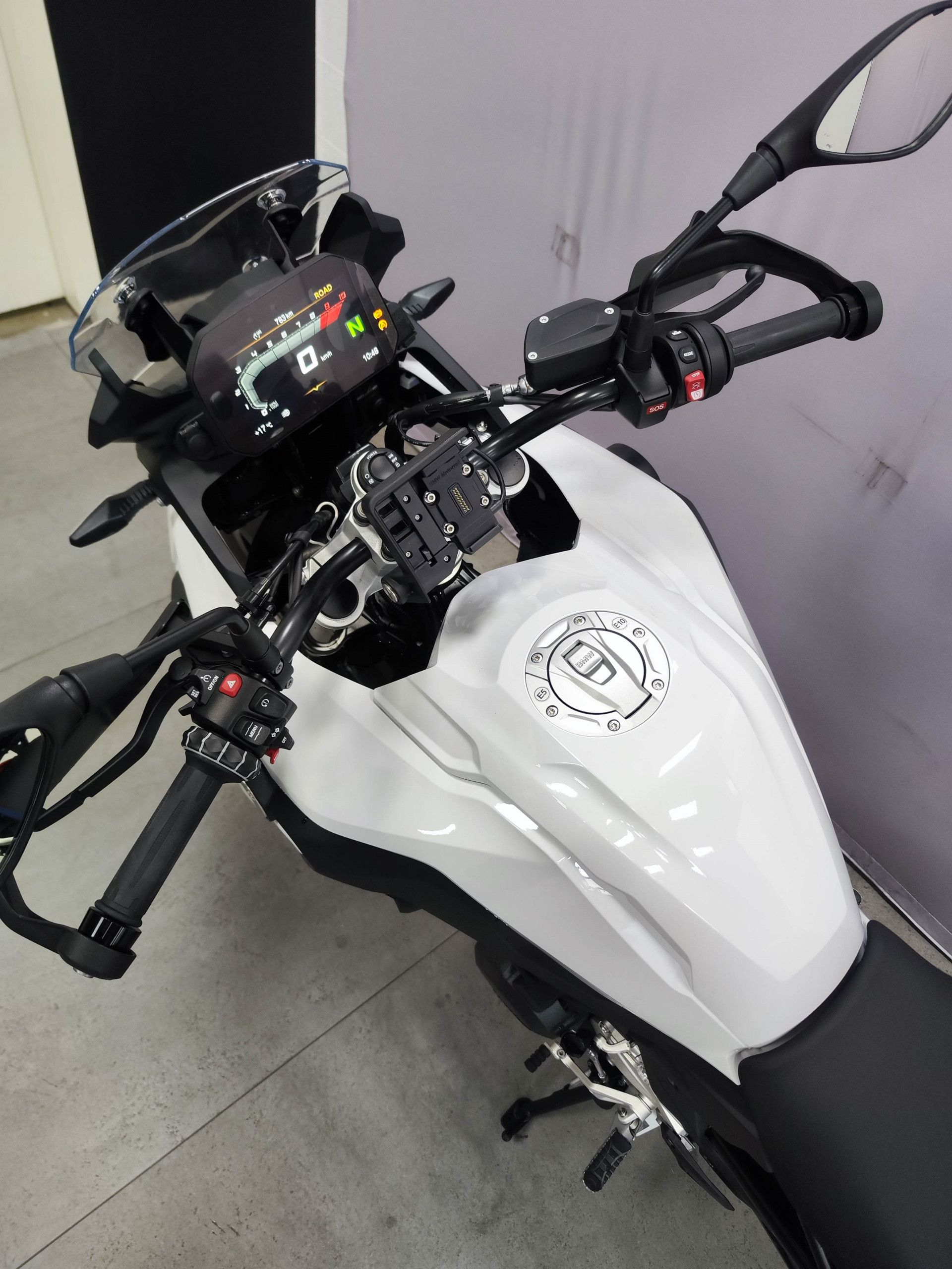 BMW F 800 GS-image-4