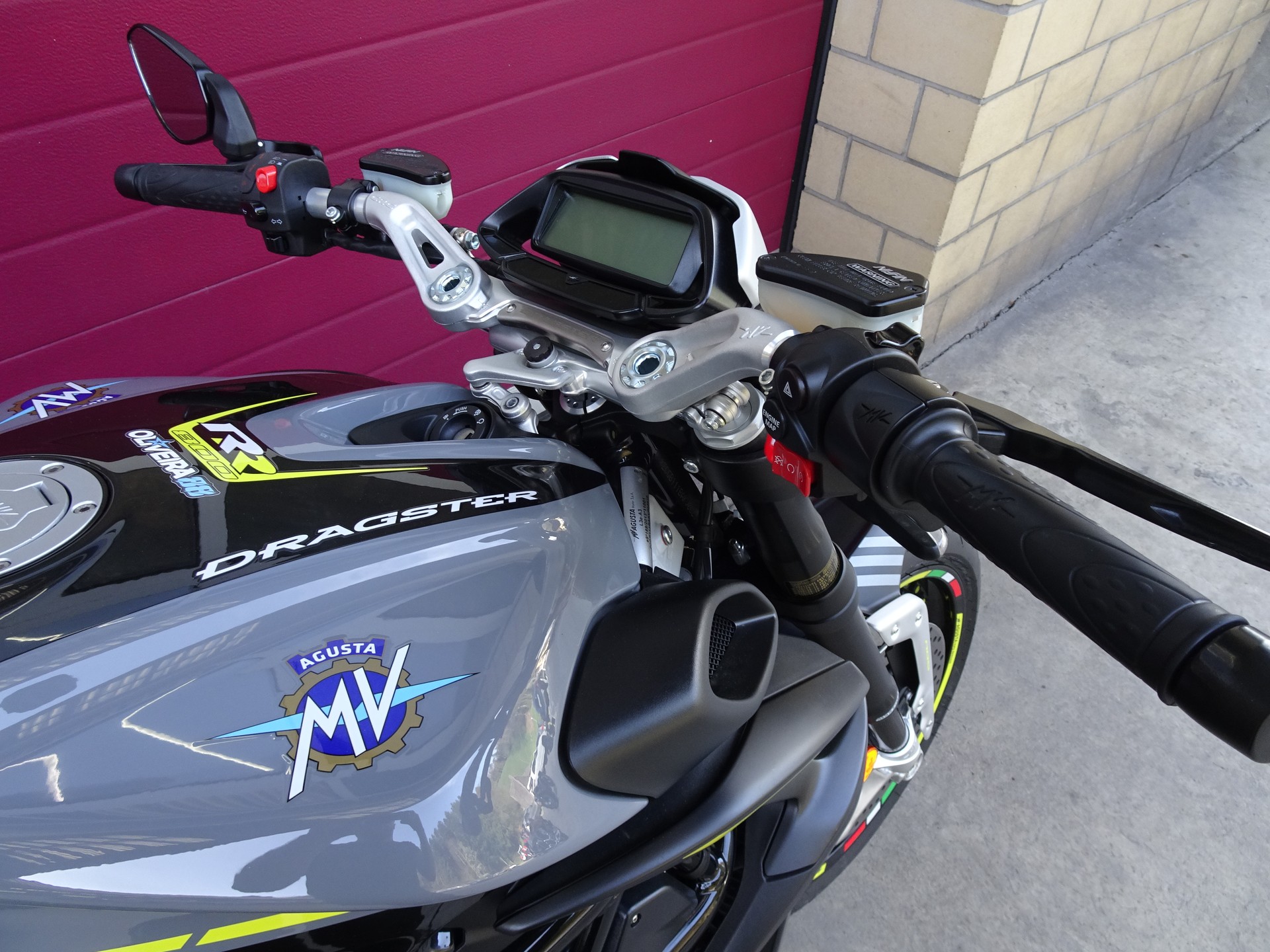 MV AGUSTA Dragster 800 RR ABS SCS-image-4