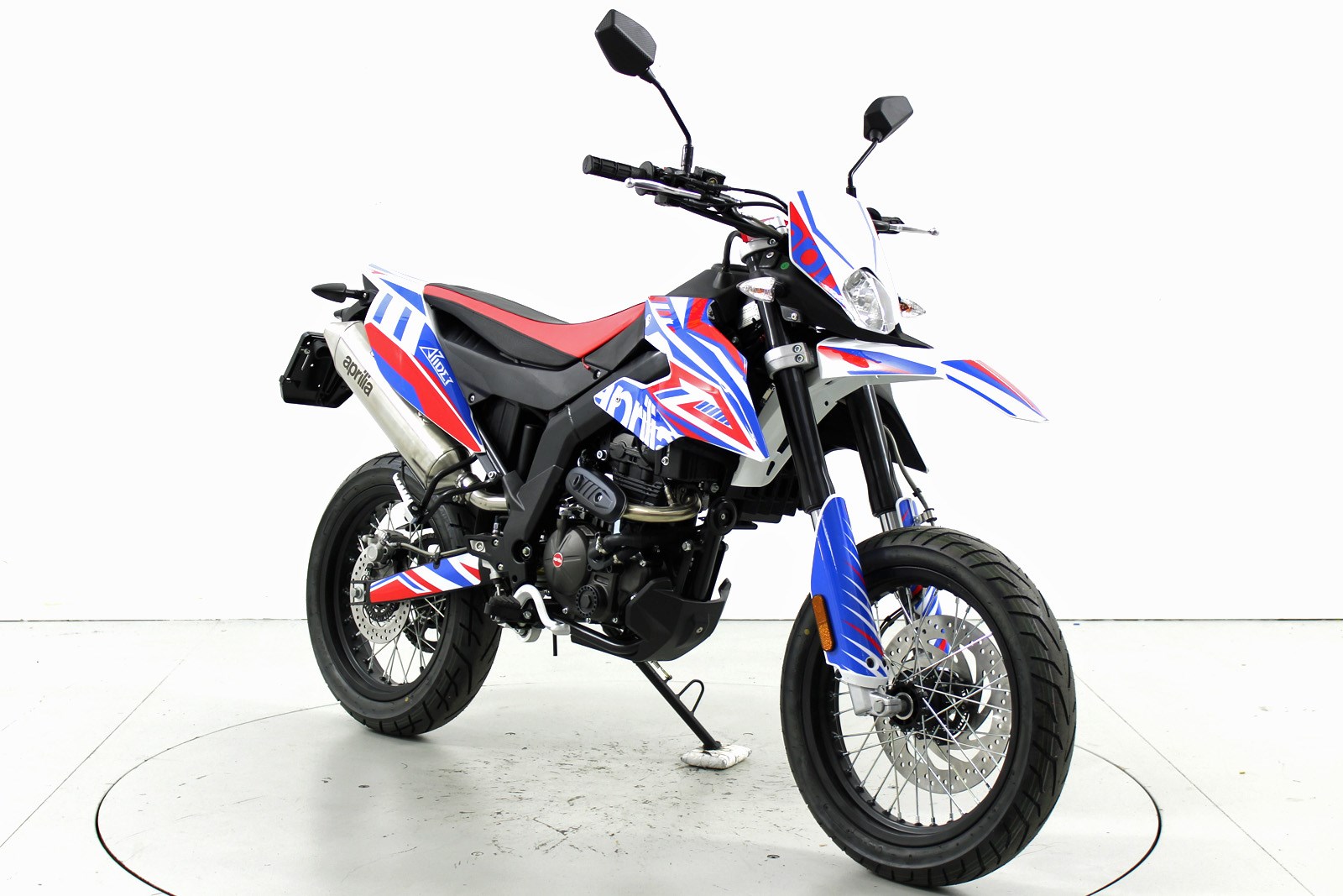 APRILIA SX 125 ABS-showroom-element-1
