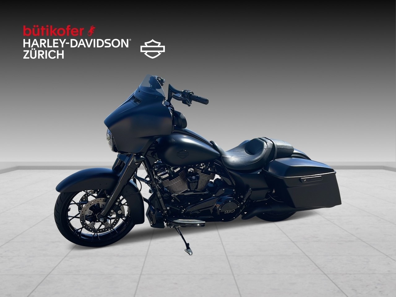 HARLEY-DAVIDSON FLHXS Street Glide Special Black Finish 114-showroom-element-2