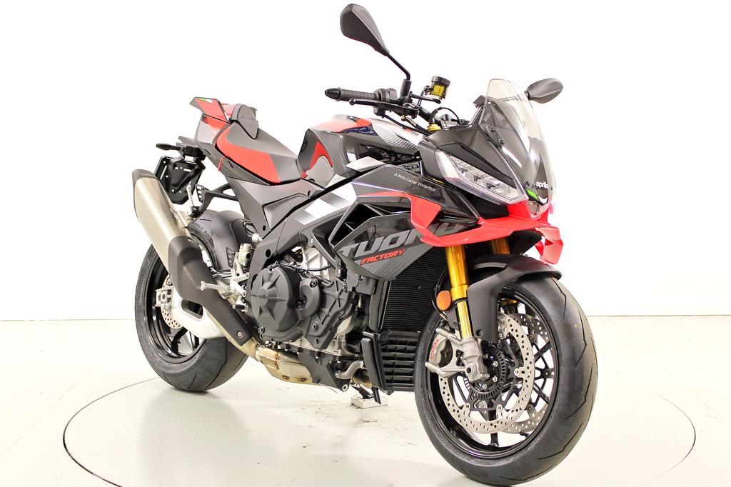APRILIA Tuono V4 1100 Factory ABS-image-1