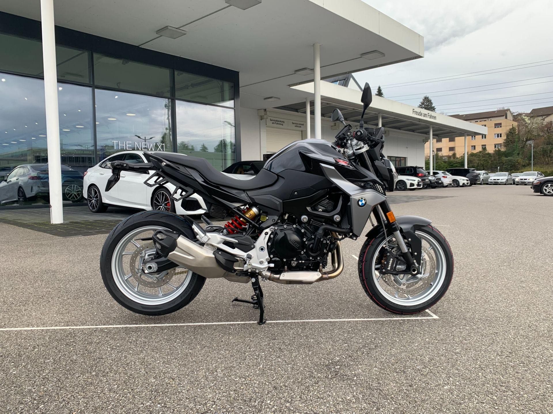 BMW F 900 R inkl. Service für 3 Jahre/30'000km-image-5