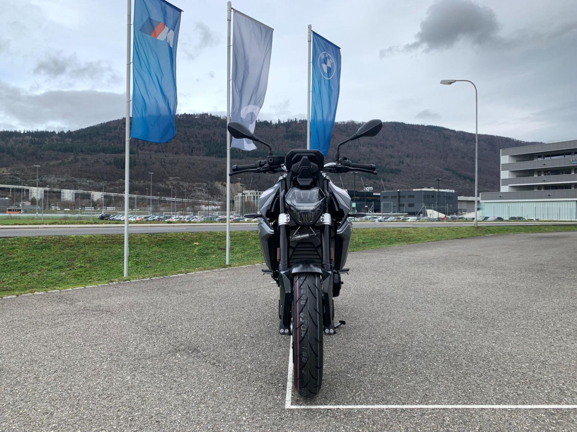 BMW F 900 R inkl. Service für 3 Jahre/30'000km-image-7