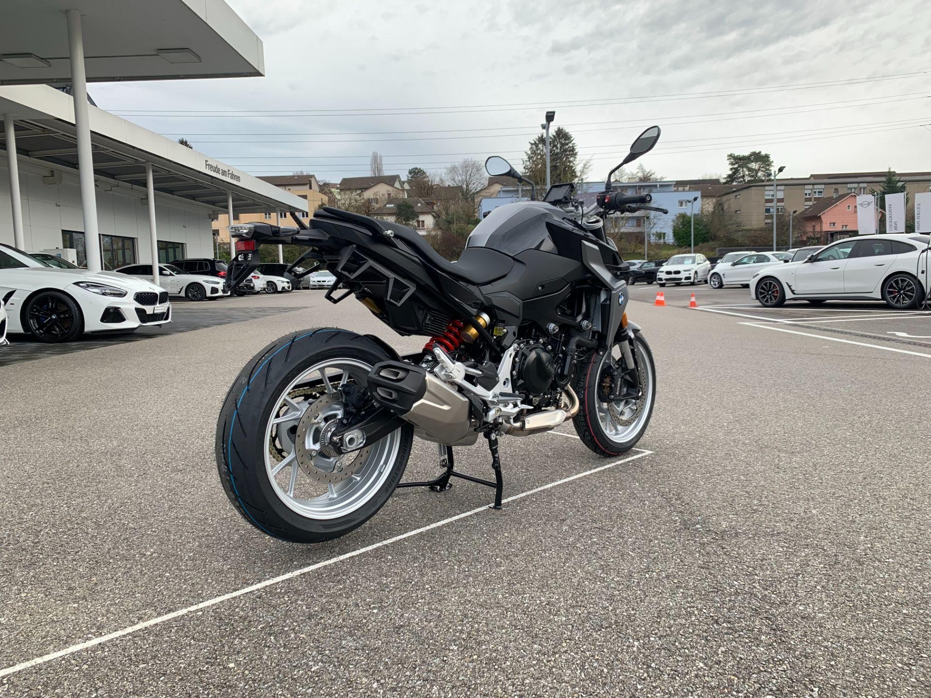 BMW F 900 R inkl. Service für 3 Jahre/30'000km-image-4