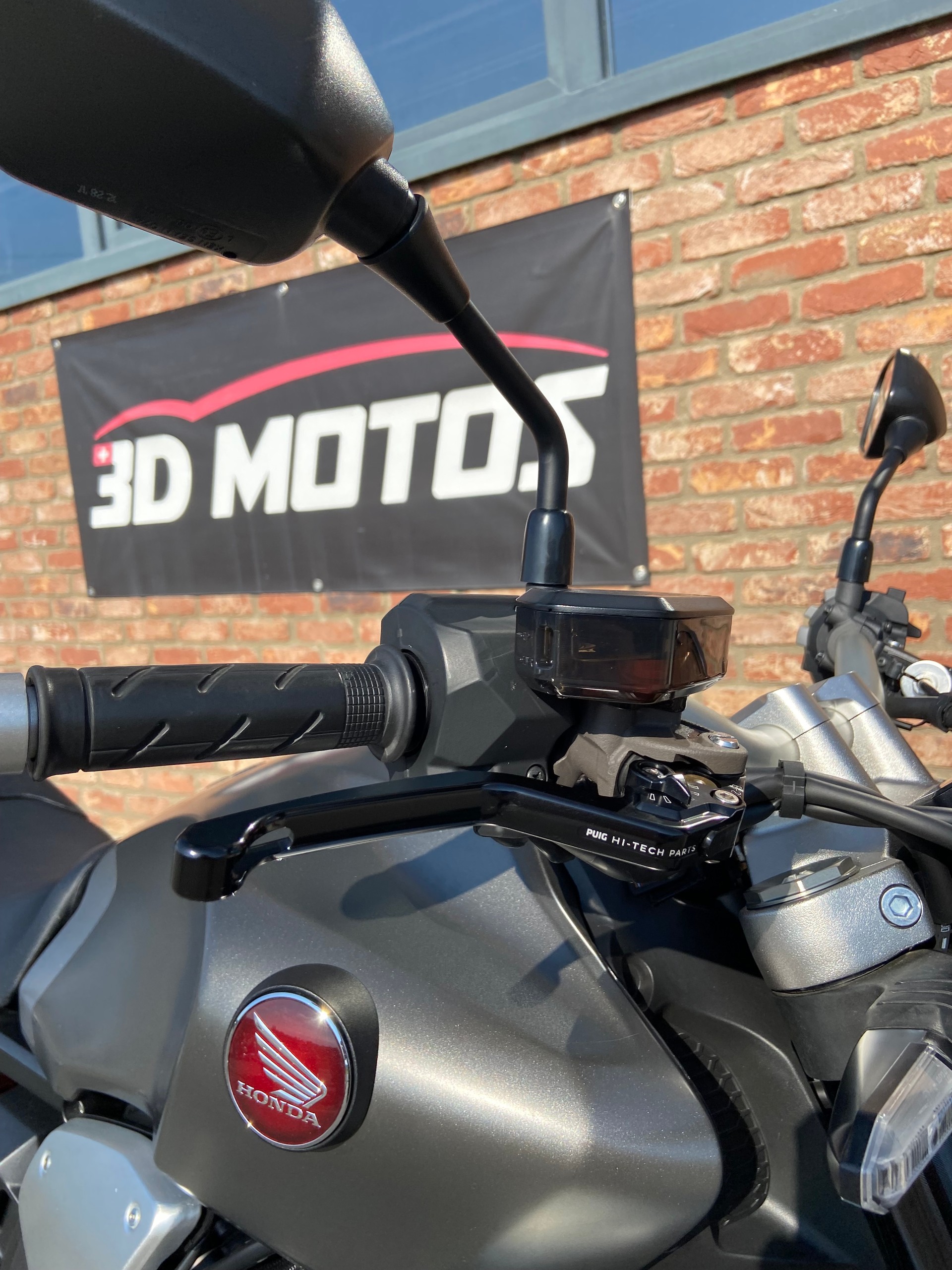 HONDA CB 1000 R ABS-image-9