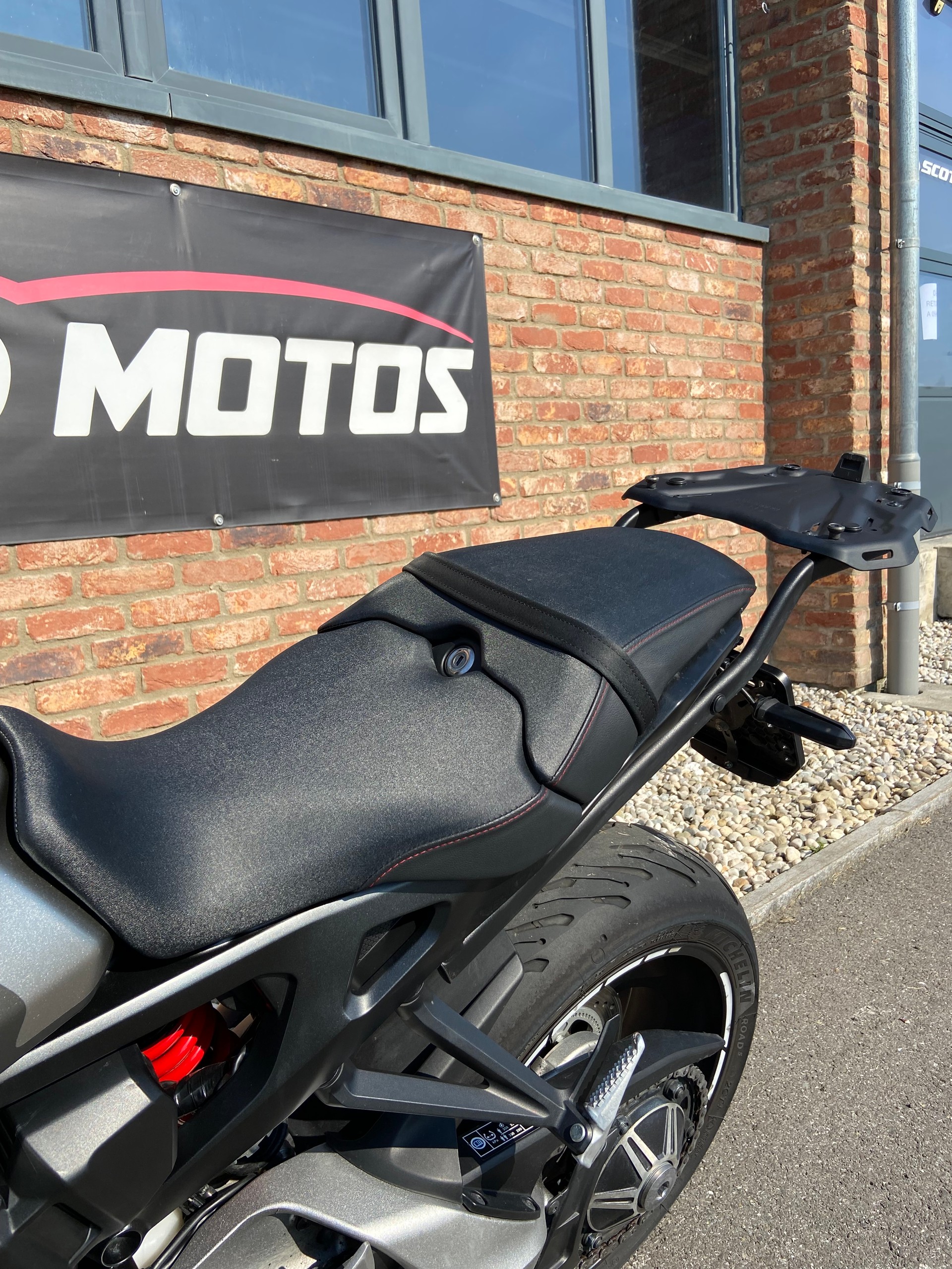 HONDA CB 1000 R ABS-image-6