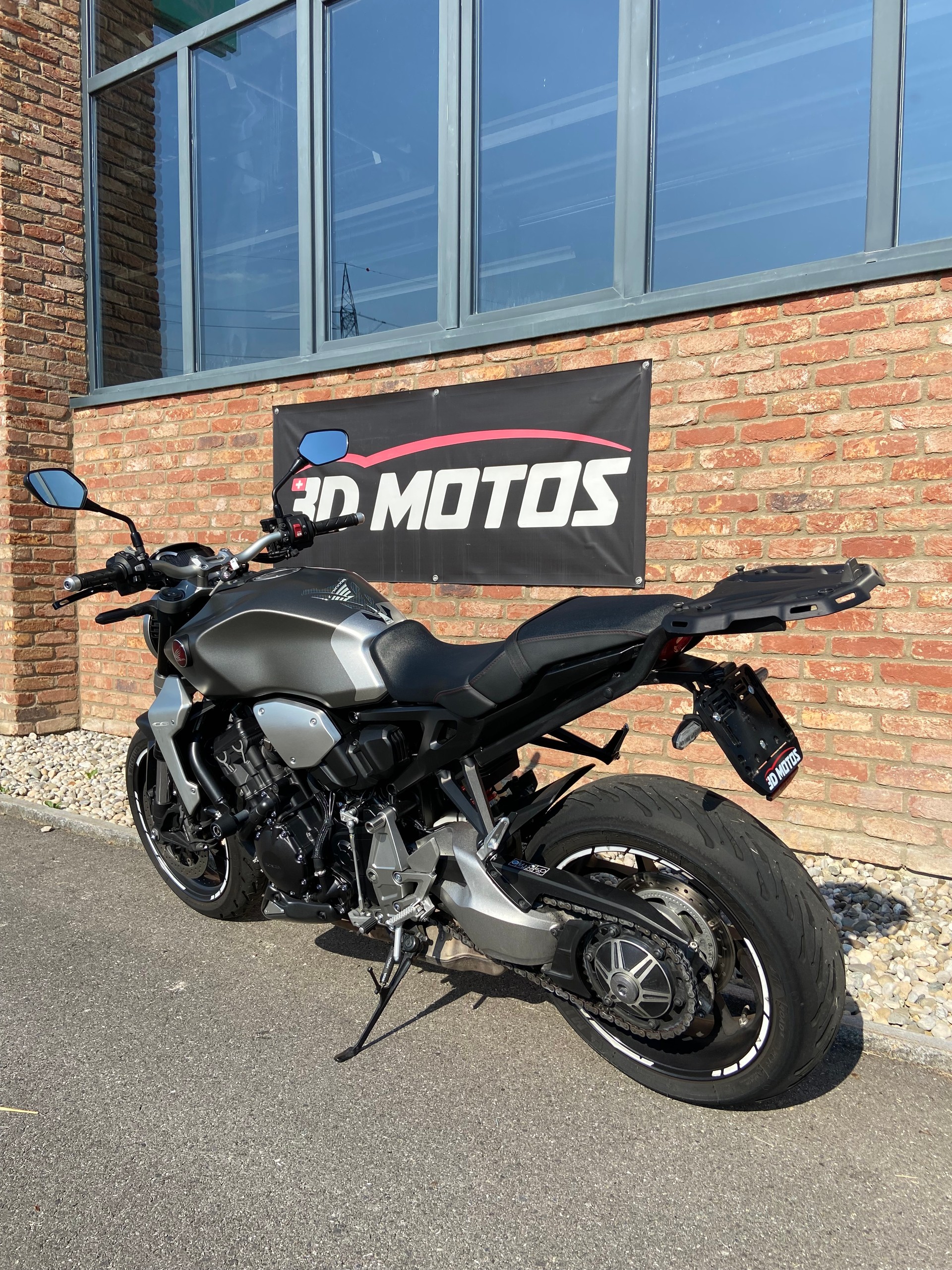 HONDA CB 1000 R ABS-image-5