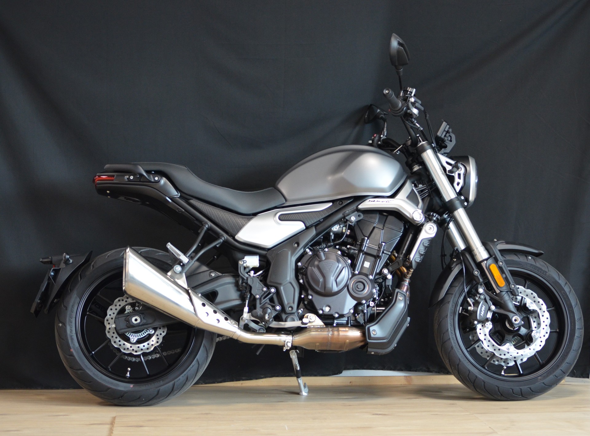 VOGE 500 AC-showroom-element-2