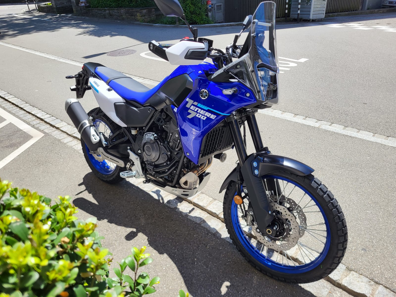 YAMAHA Tenere 700 LOW Modell 2025-showroom-element-1