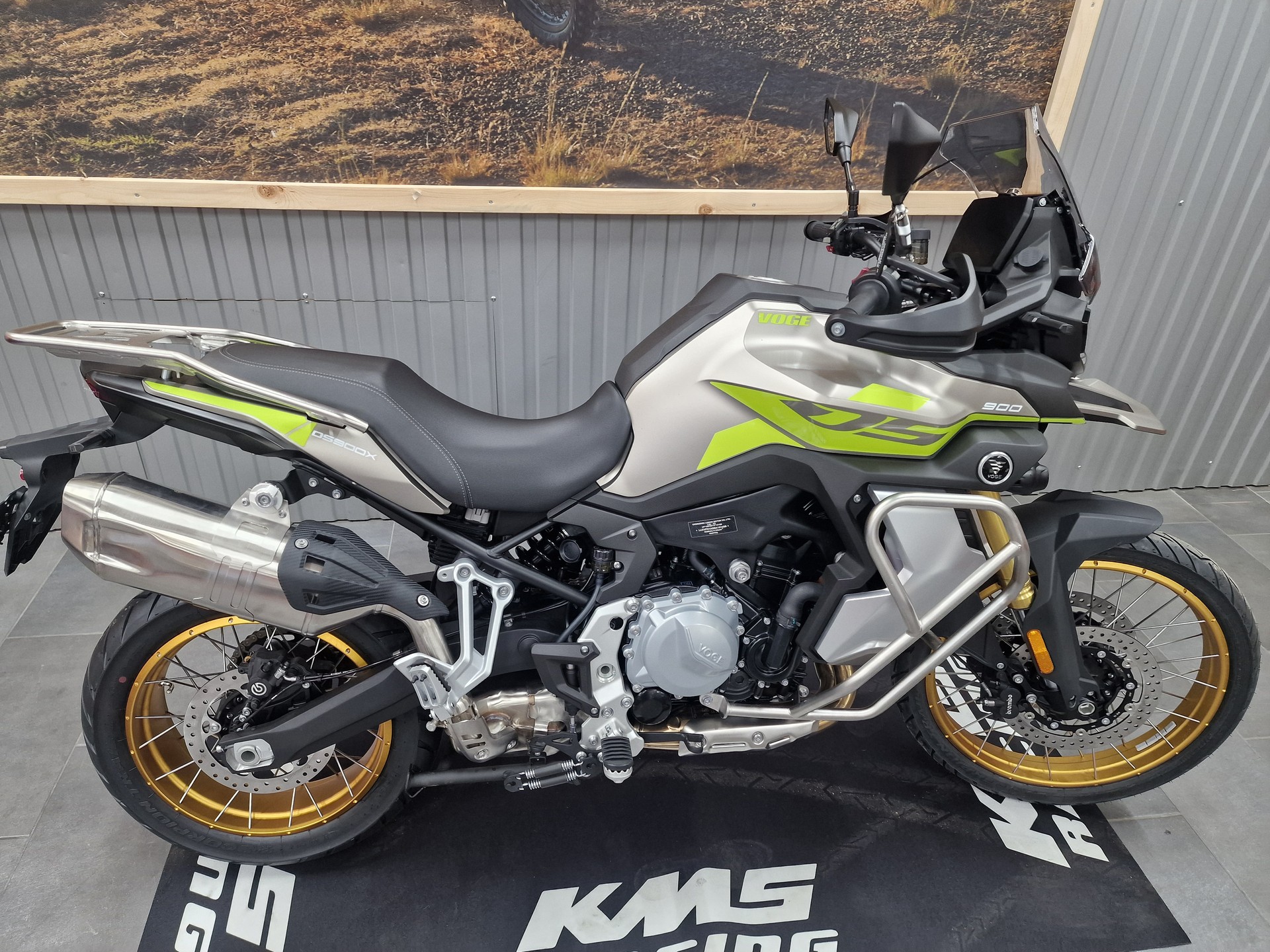 VOGE DS 900 X-showroom-element-2