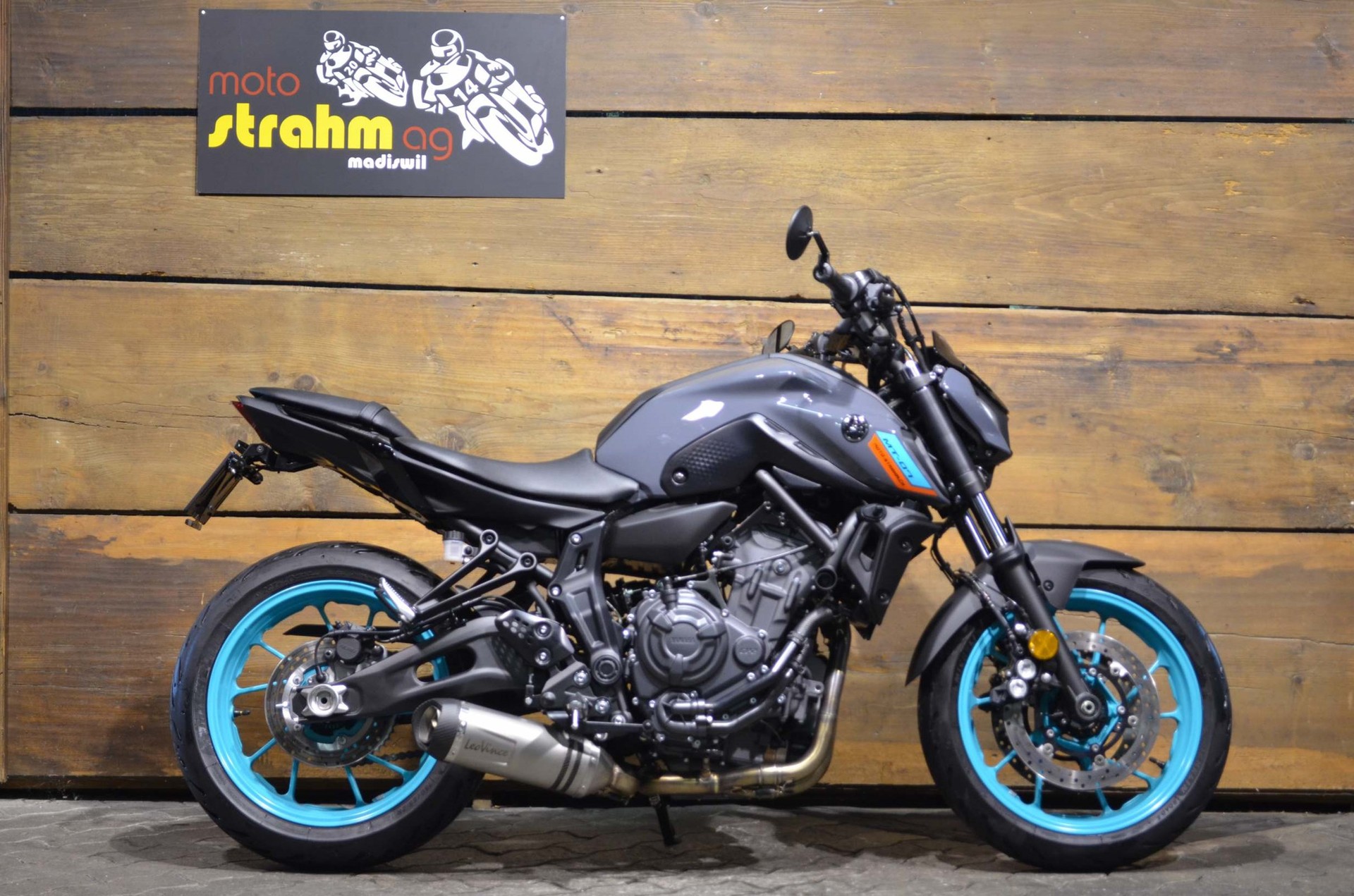 YAMAHA MT-07 ABS-showroom-element-1