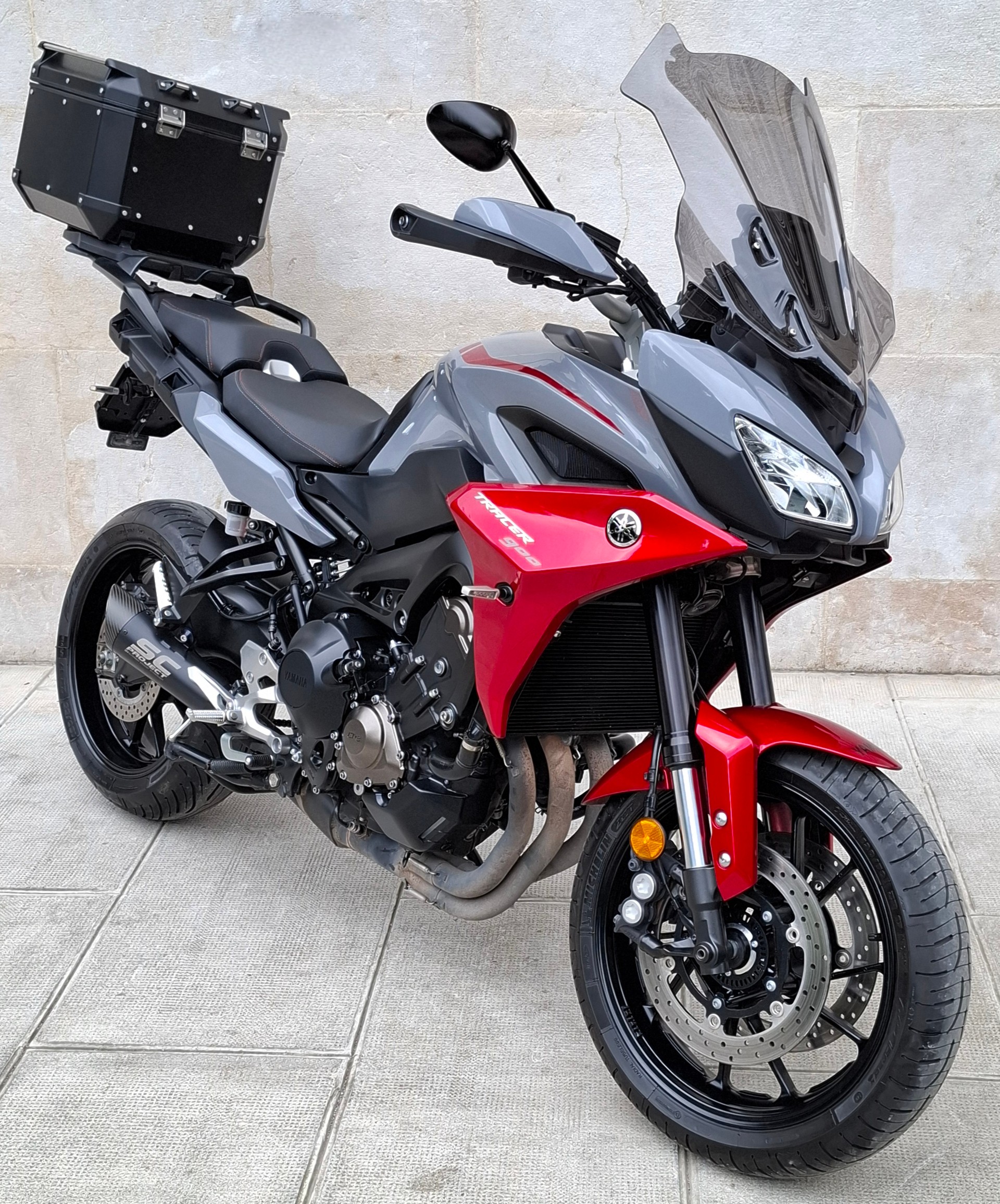 YAMAHA Tracer 900 ABS-showroom-element-1