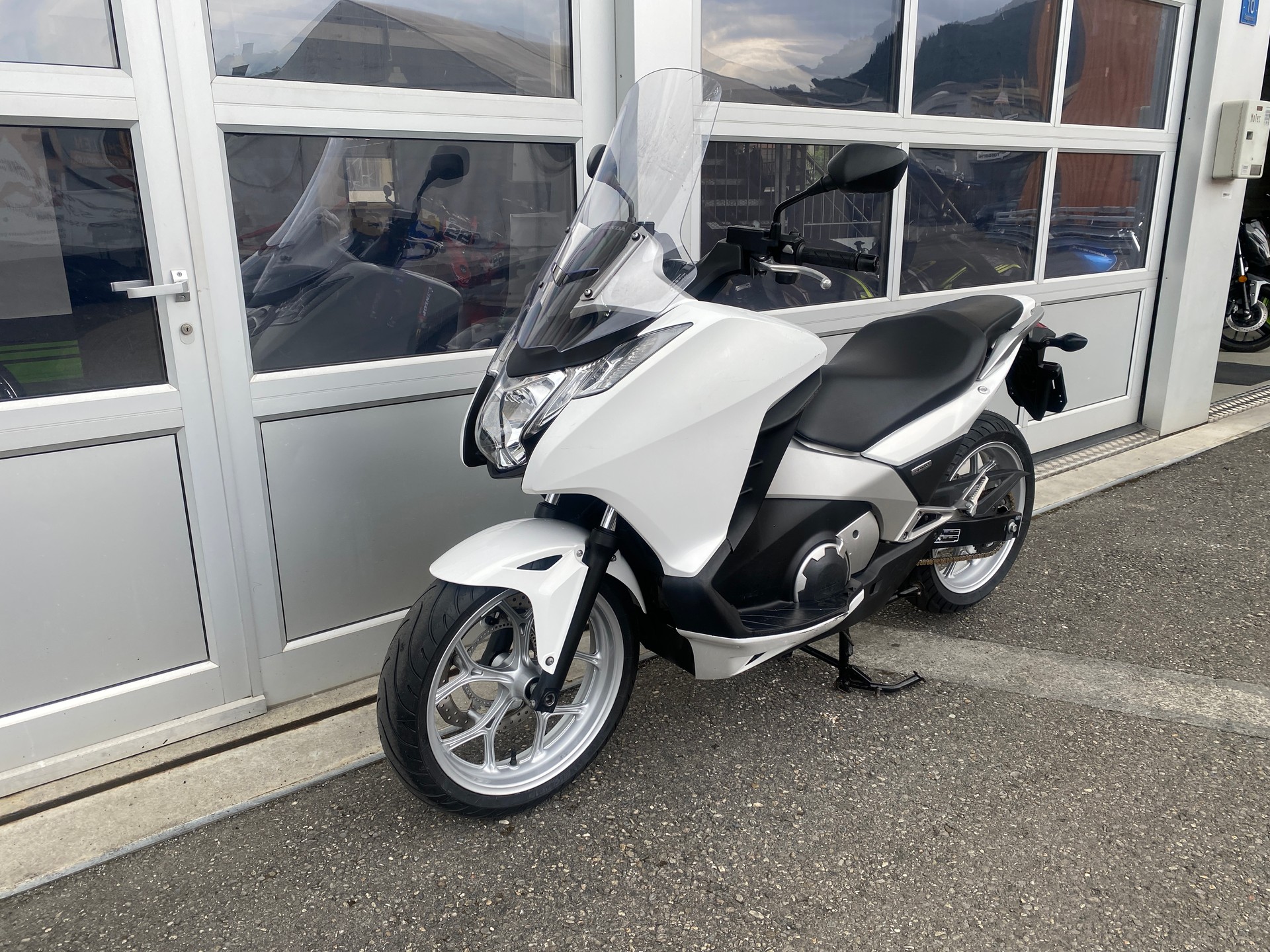 HONDA NC 700 D Integra ABS-image-3
