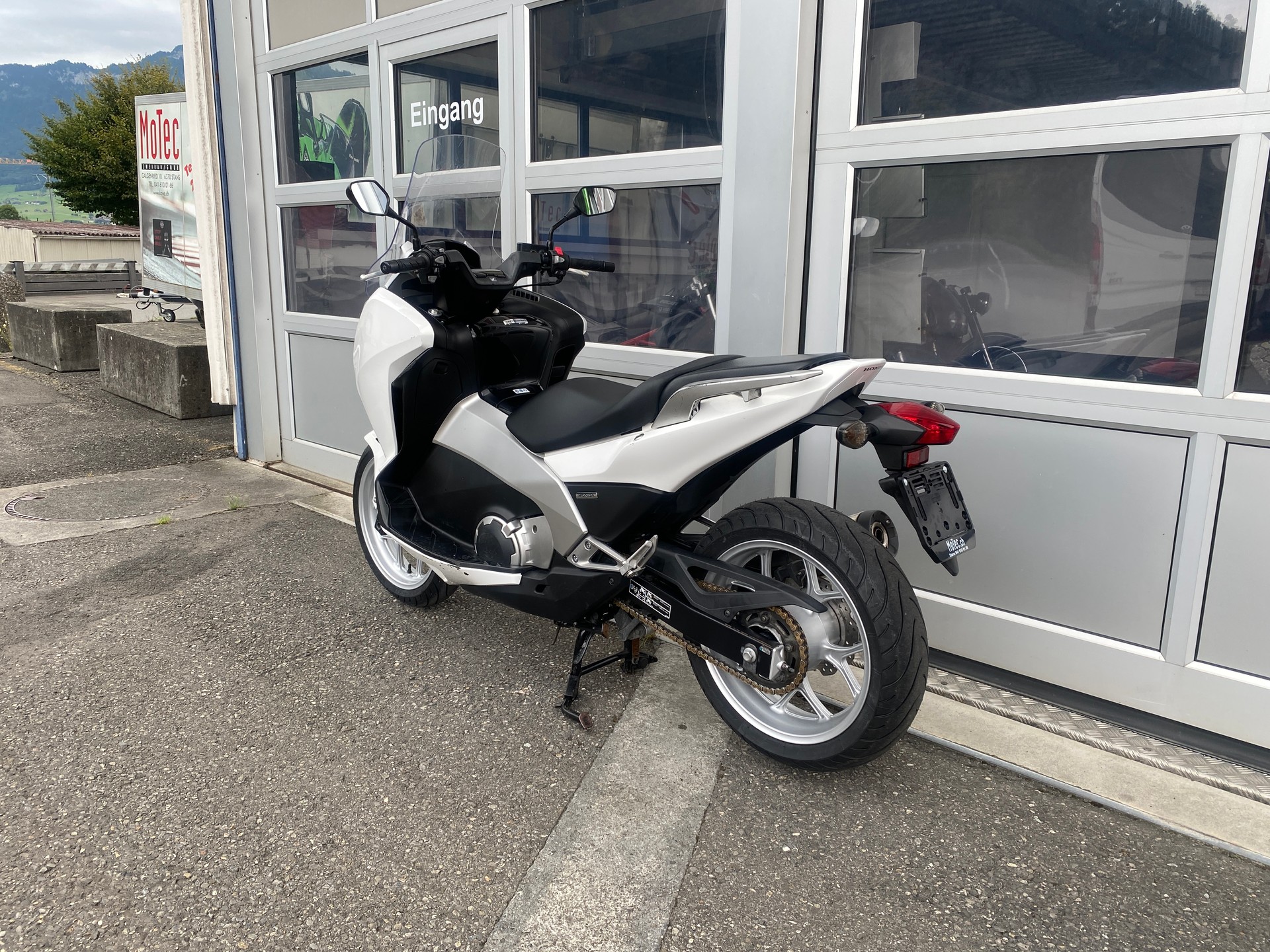HONDA NC 700 D Integra ABS-image-2